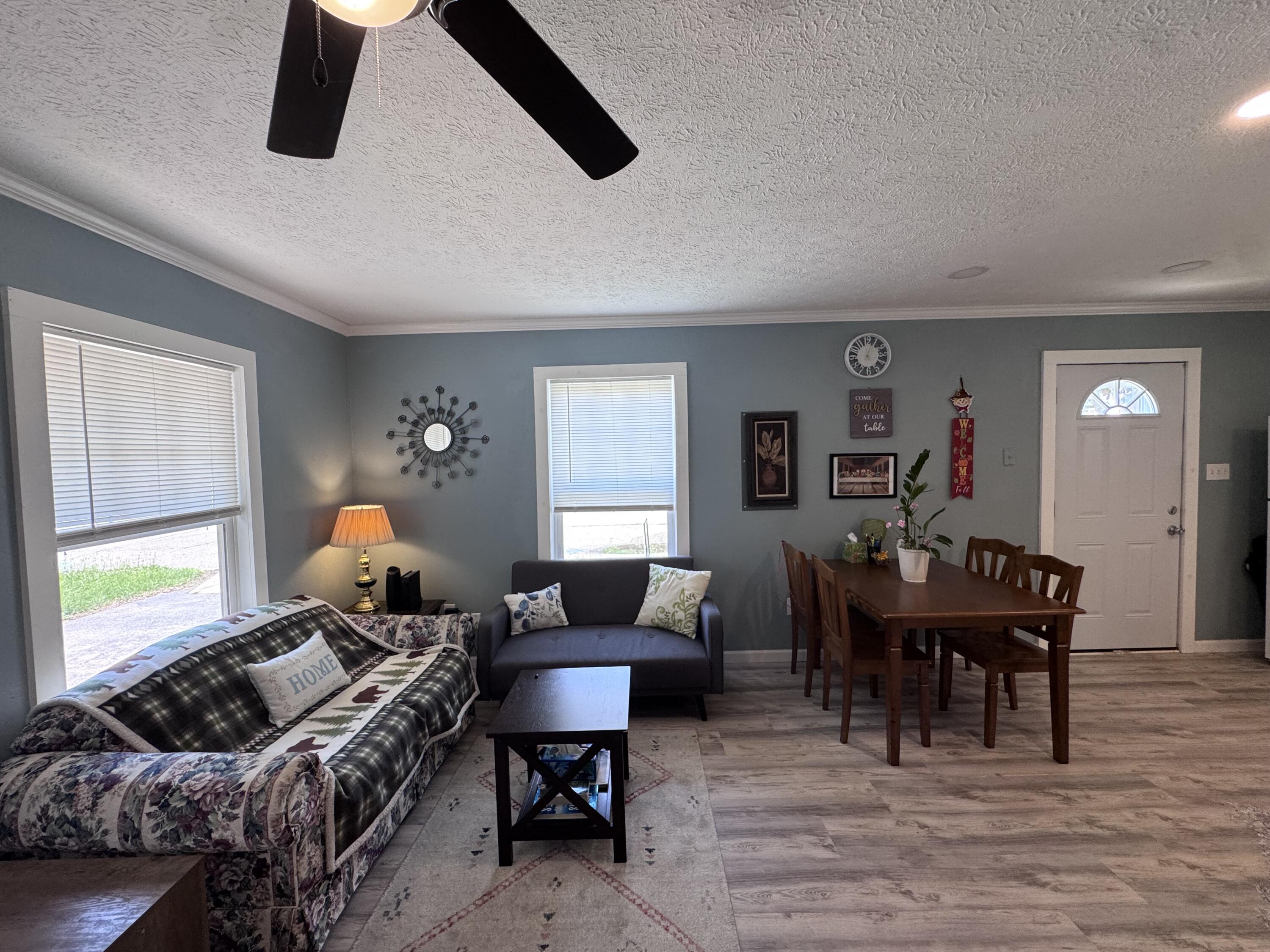1112 Hillcrest, Springfield, Ohio 45504