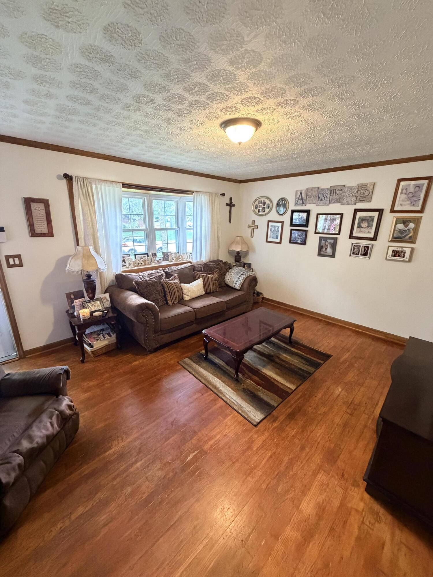 100 Inwood, West Jefferson, Ohio 43162