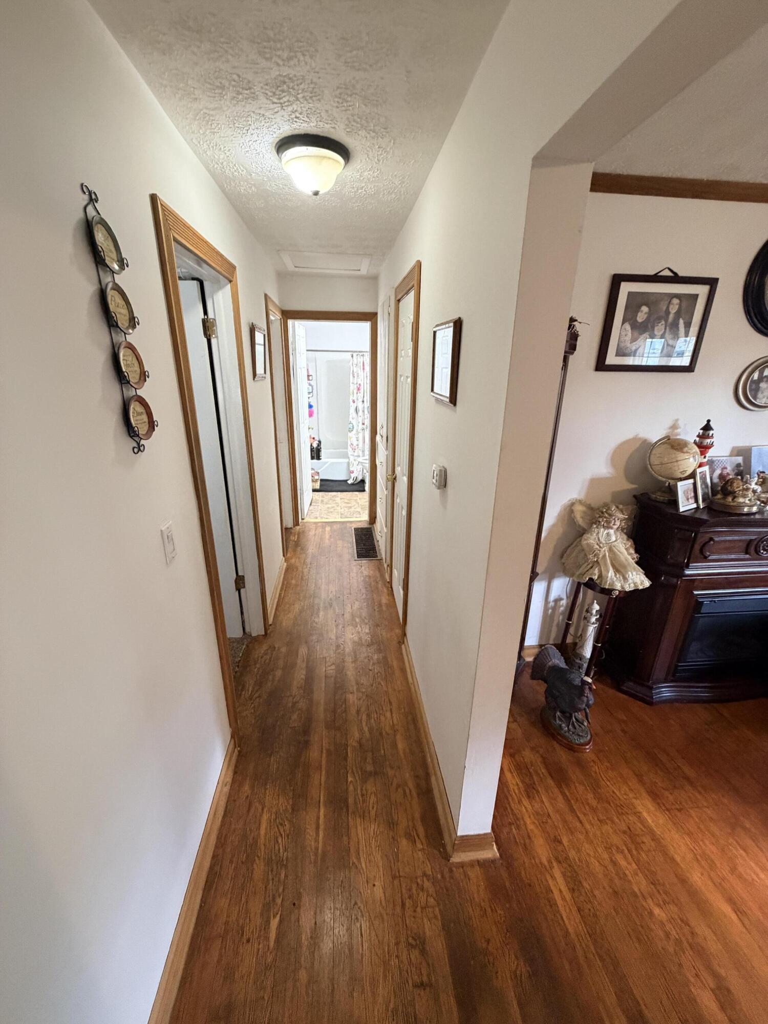 100 Inwood, West Jefferson, Ohio 43162