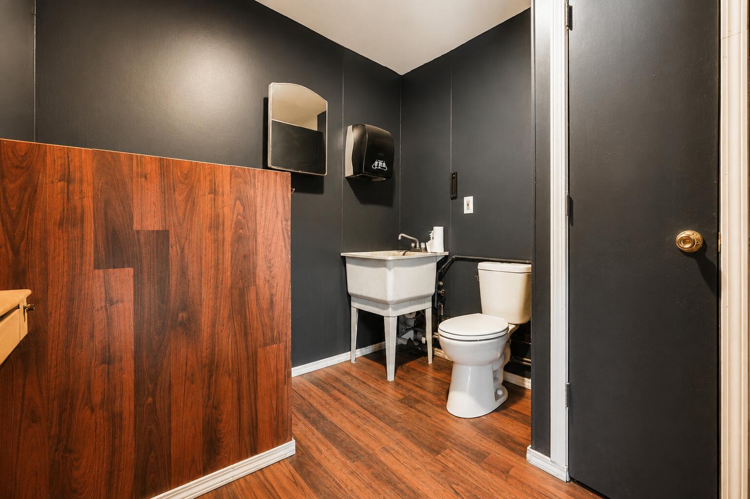 2034 Cleveland, Springfield, Ohio 45503