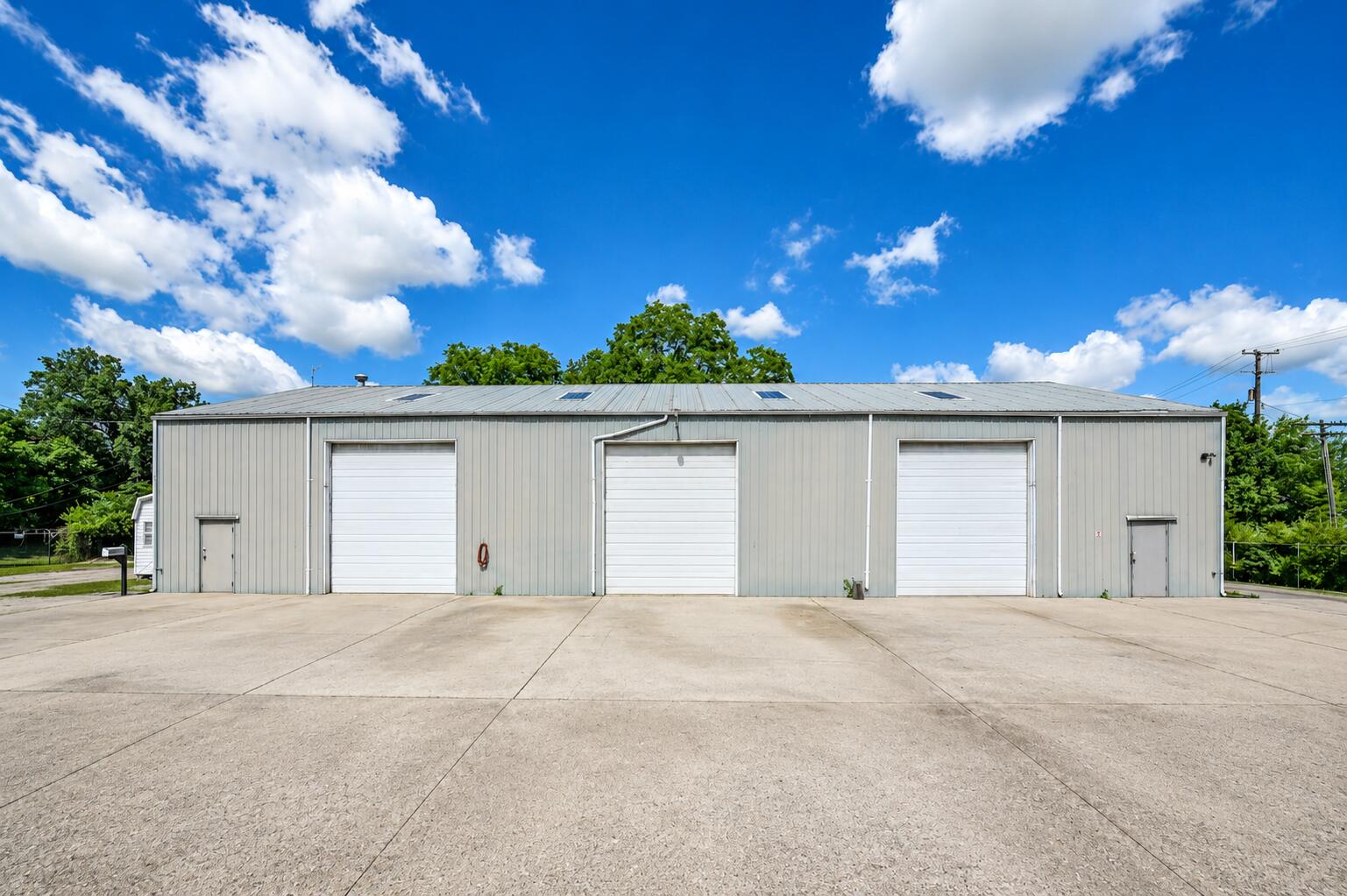 2034 Cleveland, Springfield, Ohio 45503