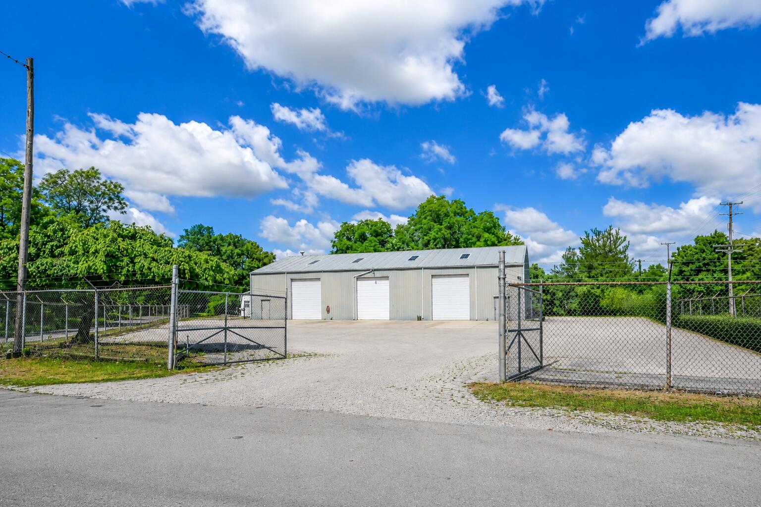 2034 Cleveland, Springfield, Ohio 45503