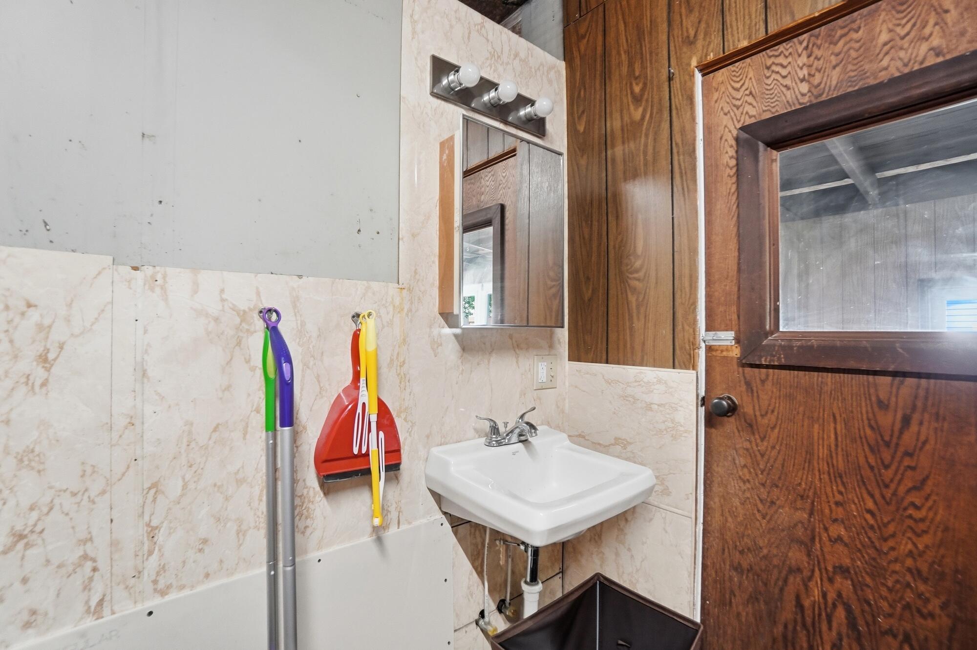10435 Bradford Bloomer, Covington, Ohio 45318