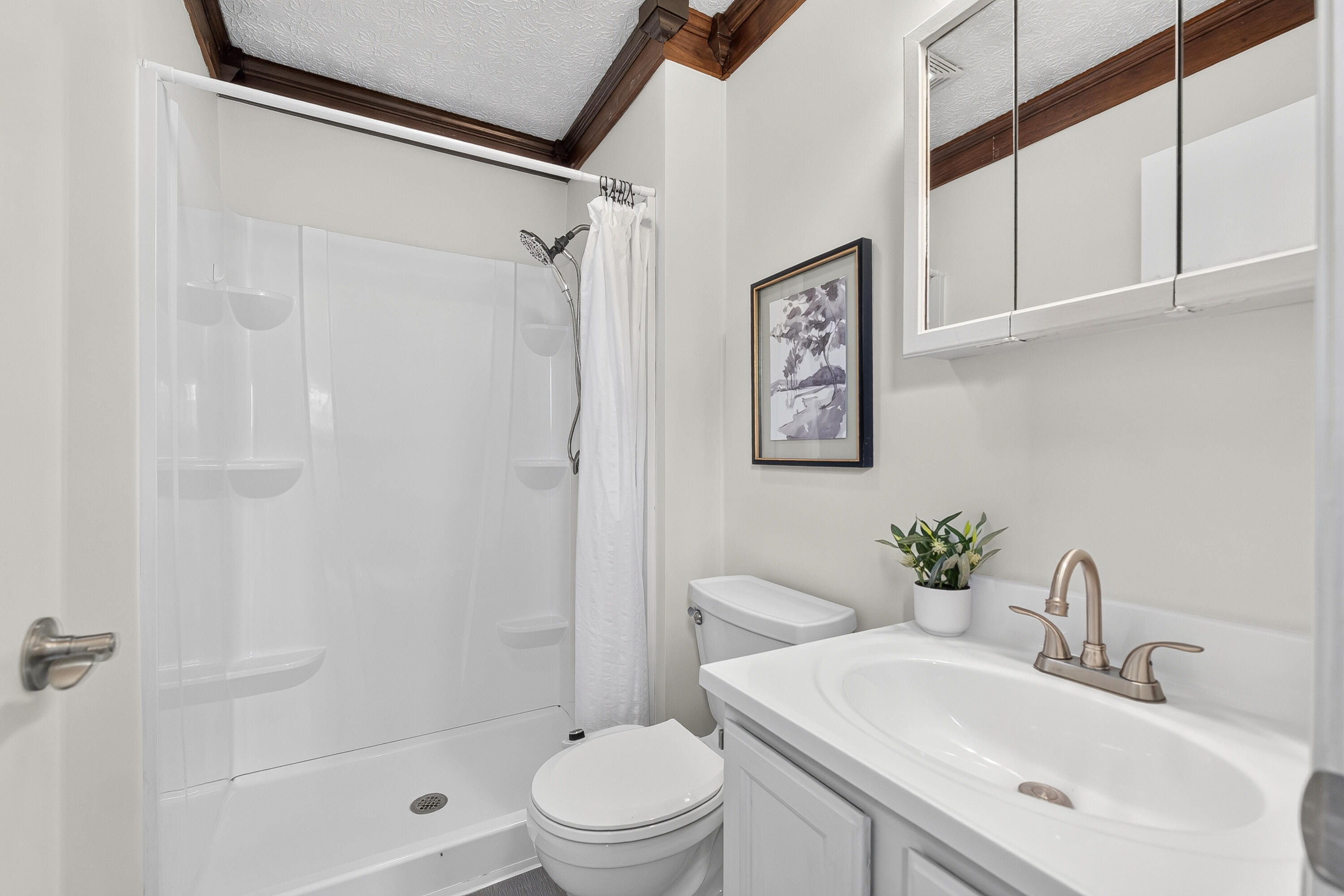 56 Ashton, Ashville, Ohio 43103