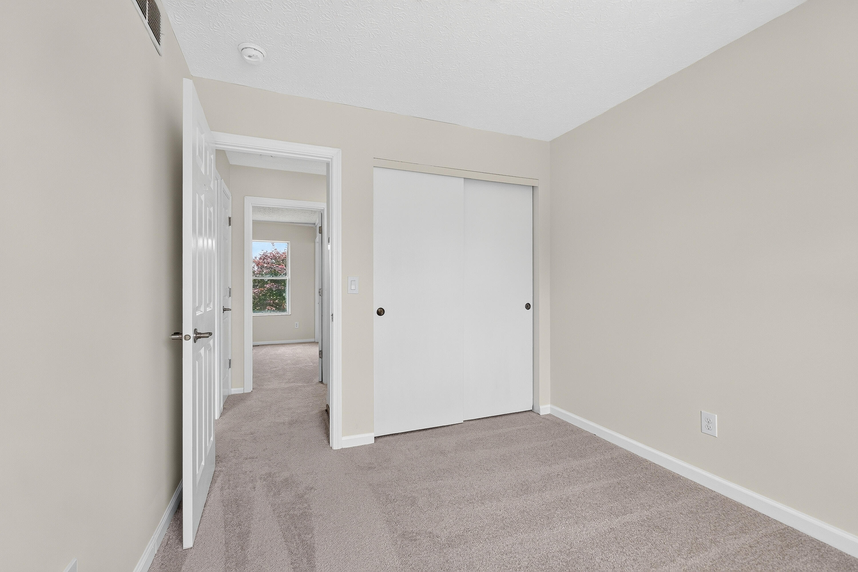 56 Ashton, Ashville, Ohio 43103