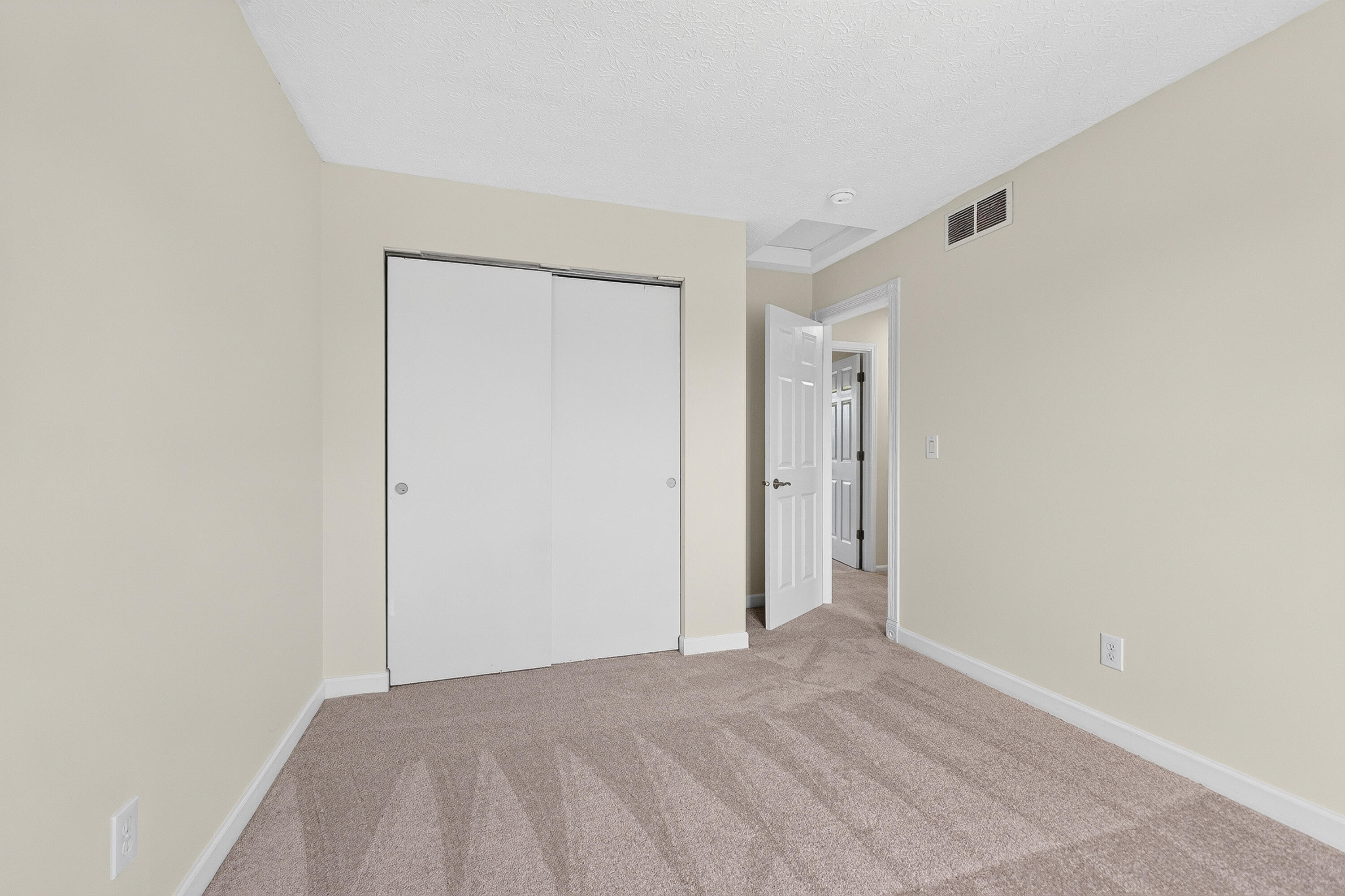 56 Ashton, Ashville, Ohio 43103