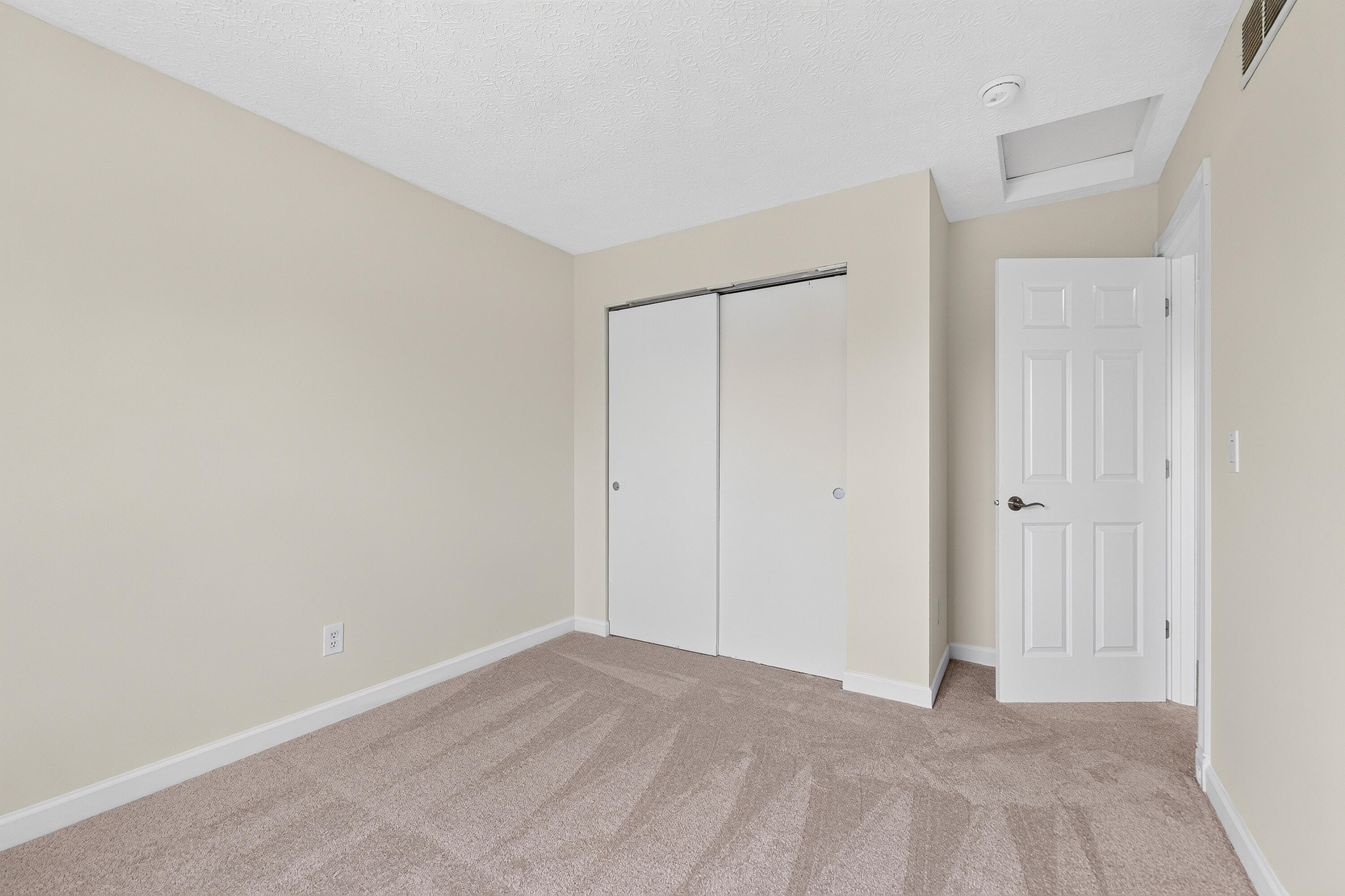 56 Ashton, Ashville, Ohio 43103