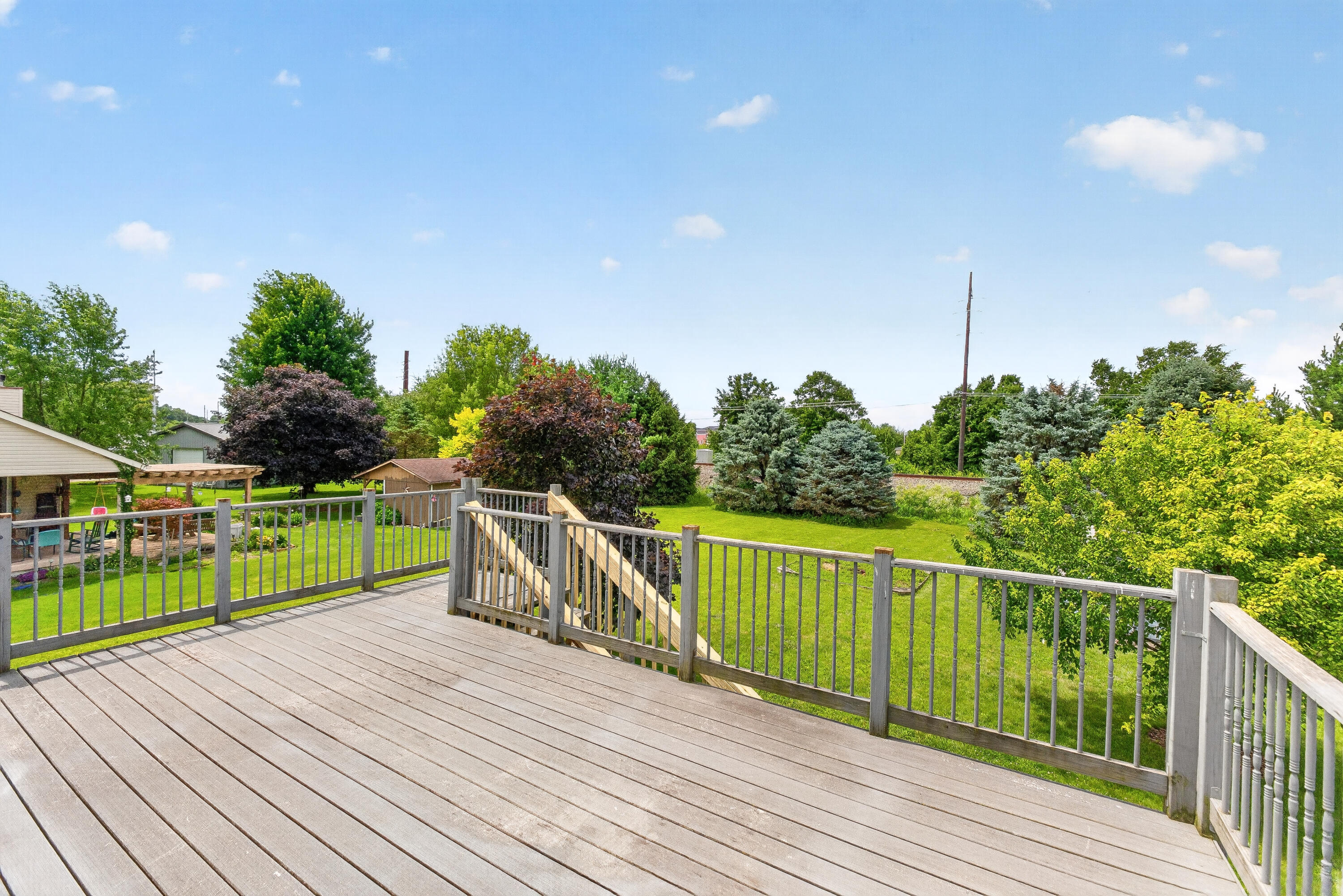 56 Ashton, Ashville, Ohio 43103