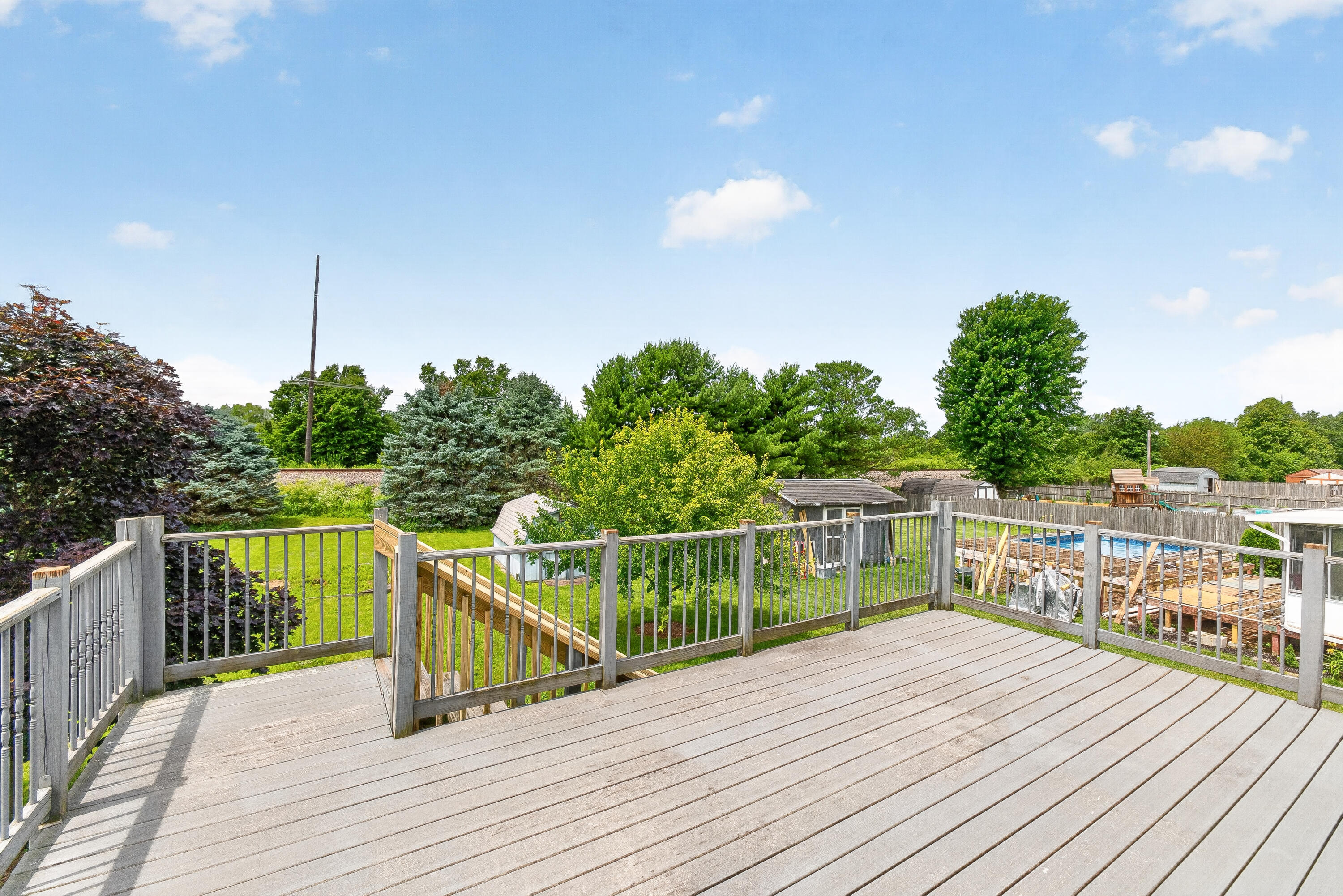 56 Ashton, Ashville, Ohio 43103
