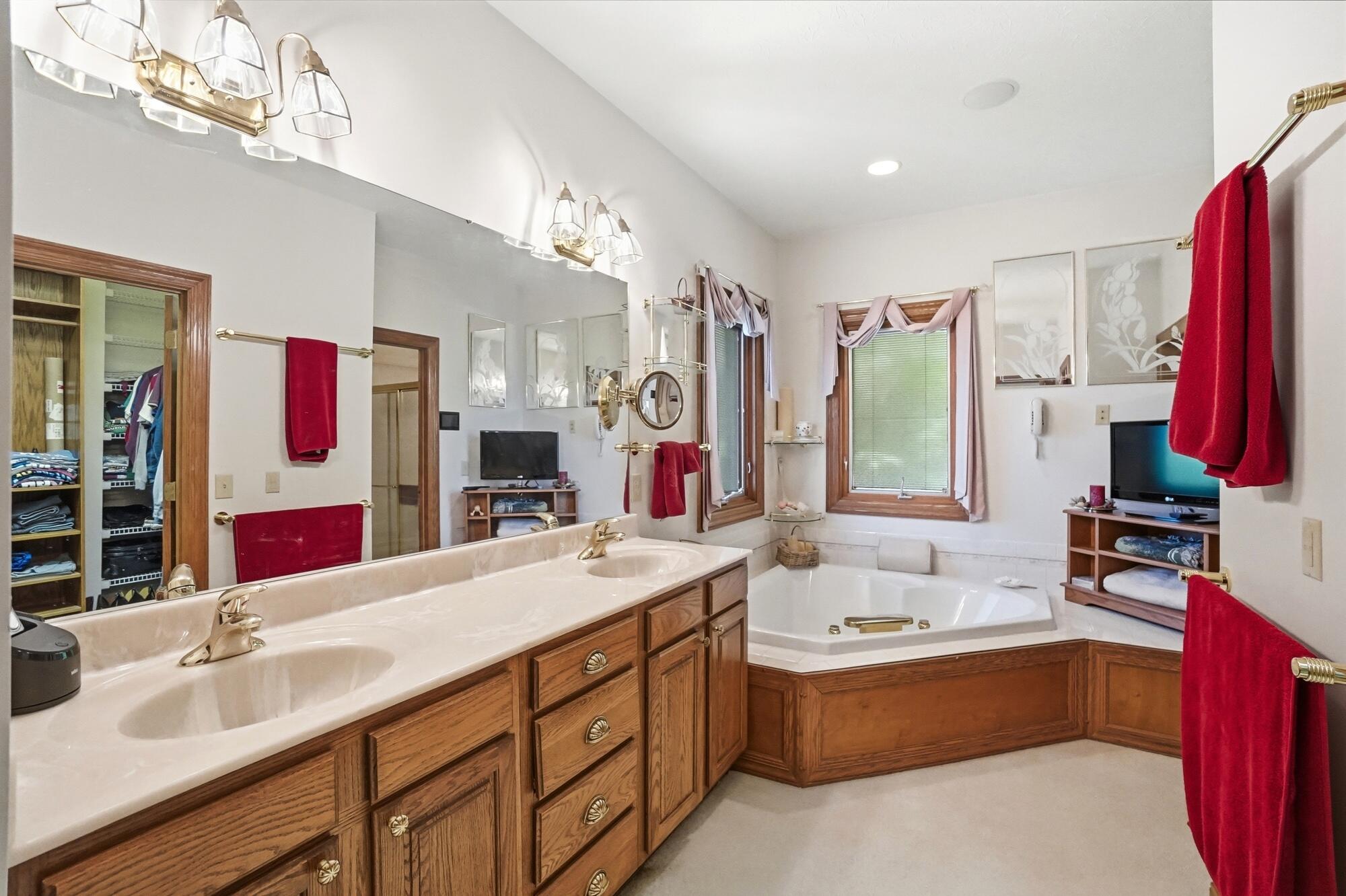 2350 Lostwood, Beavercreek TWP, Ohio 45385