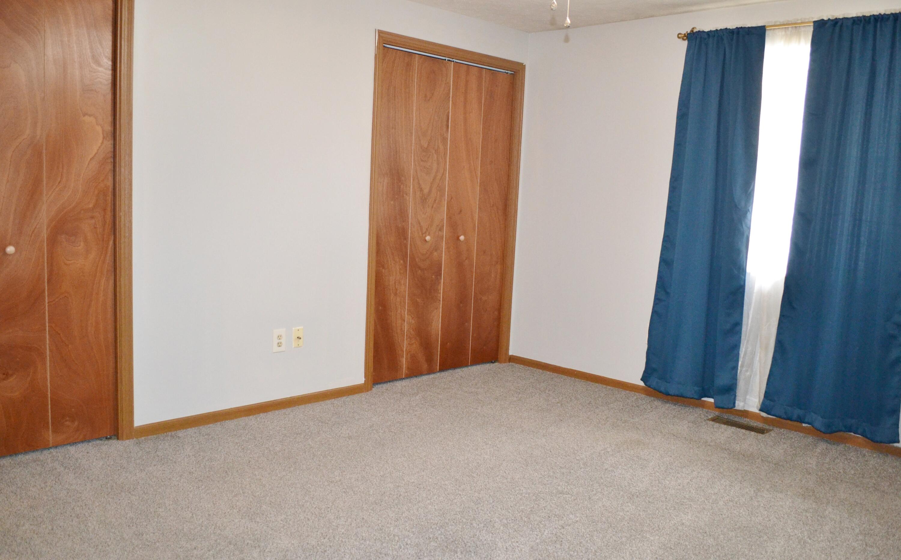 4430 Ridgewood, Springfield, Ohio 45503