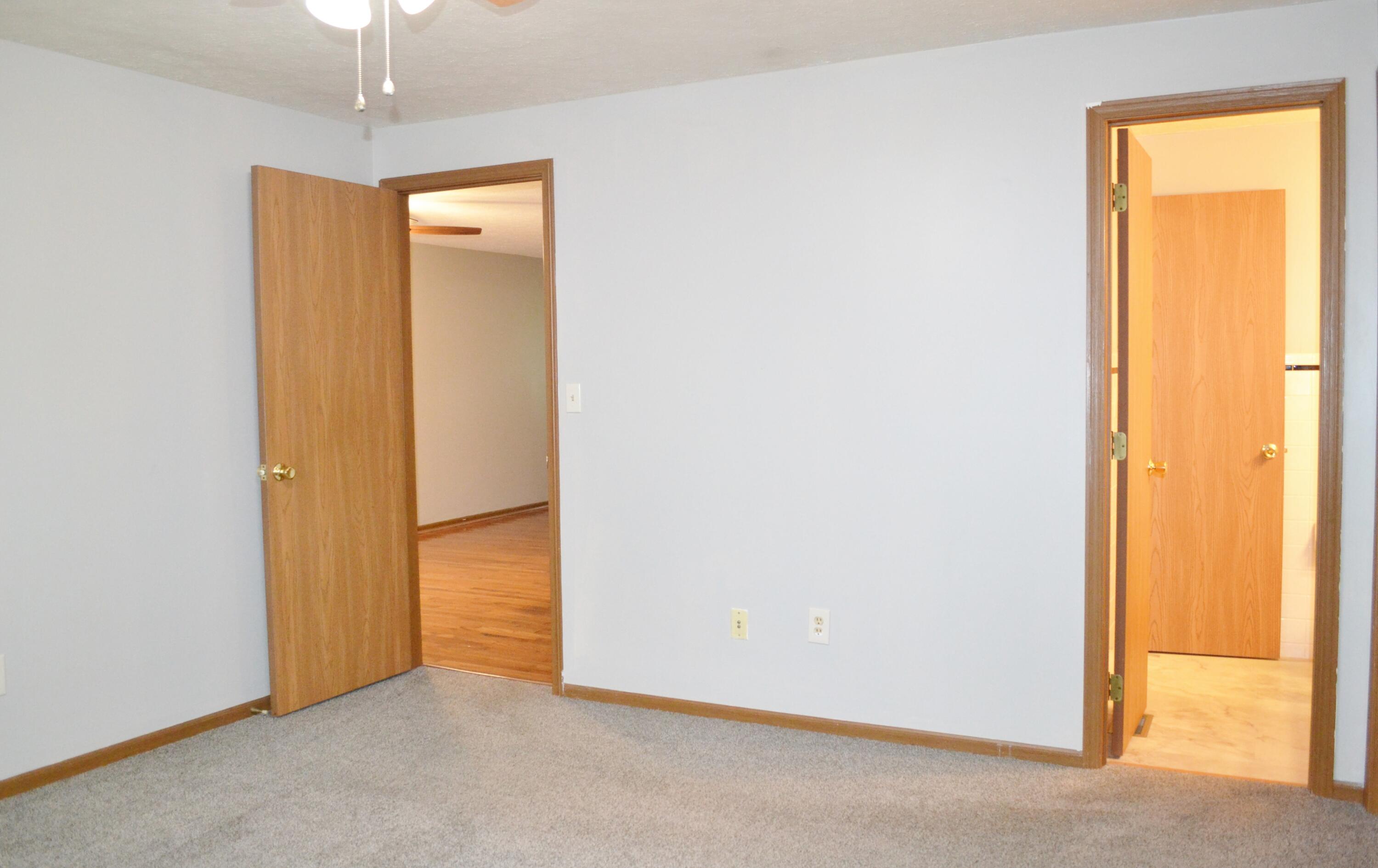 4430 Ridgewood, Springfield, Ohio 45503