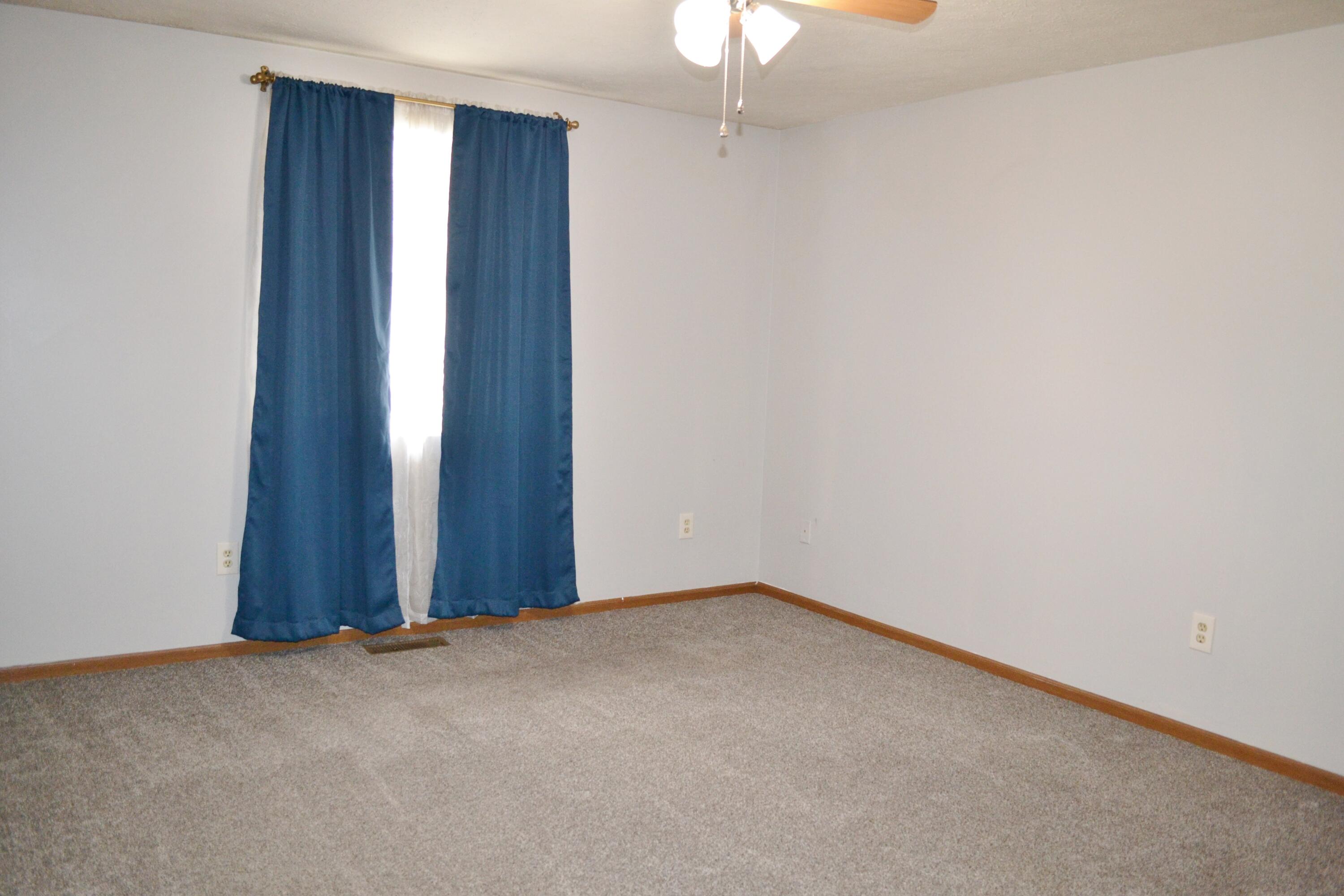 4430 Ridgewood, Springfield, Ohio 45503