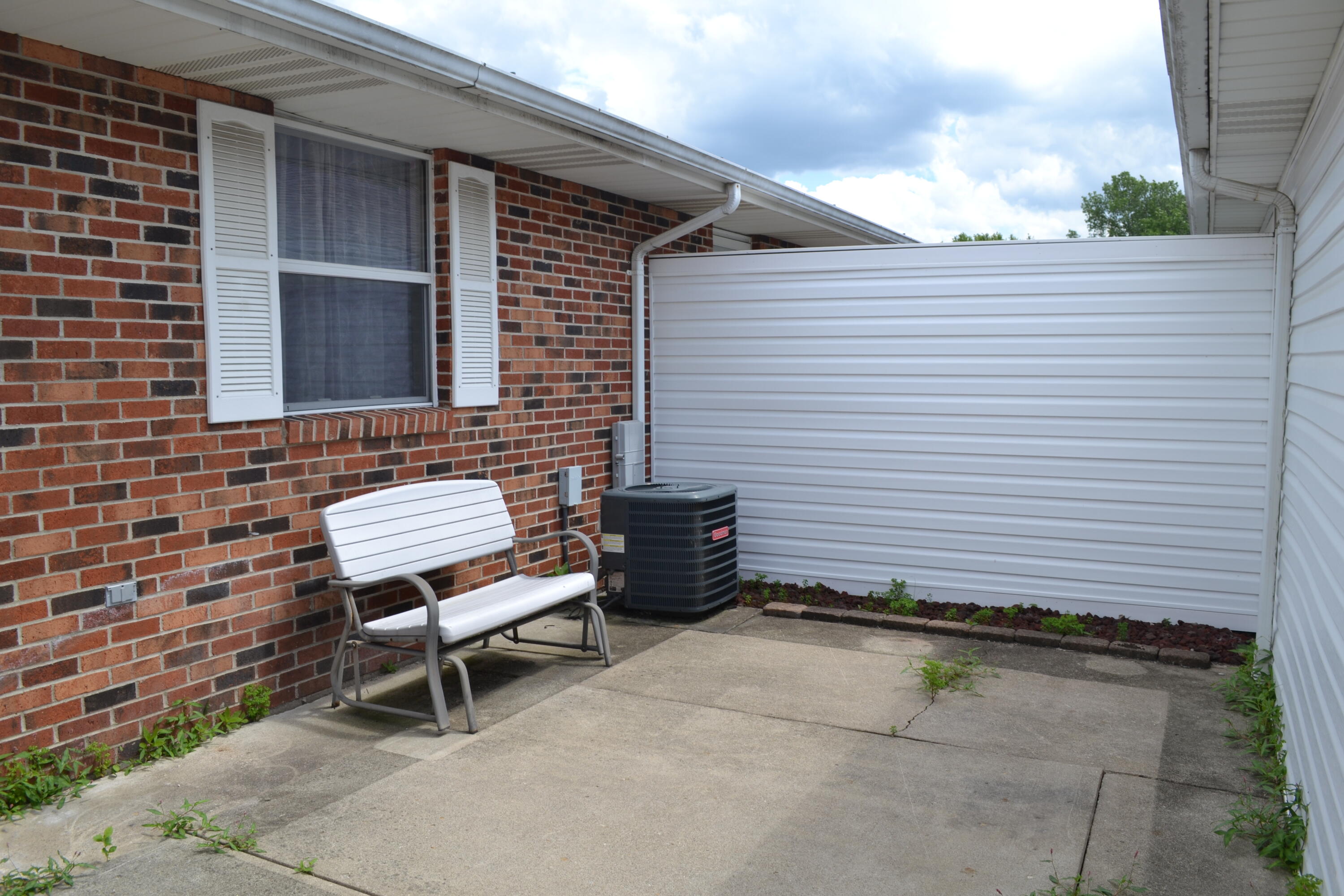 4430 Ridgewood, Springfield, Ohio 45503