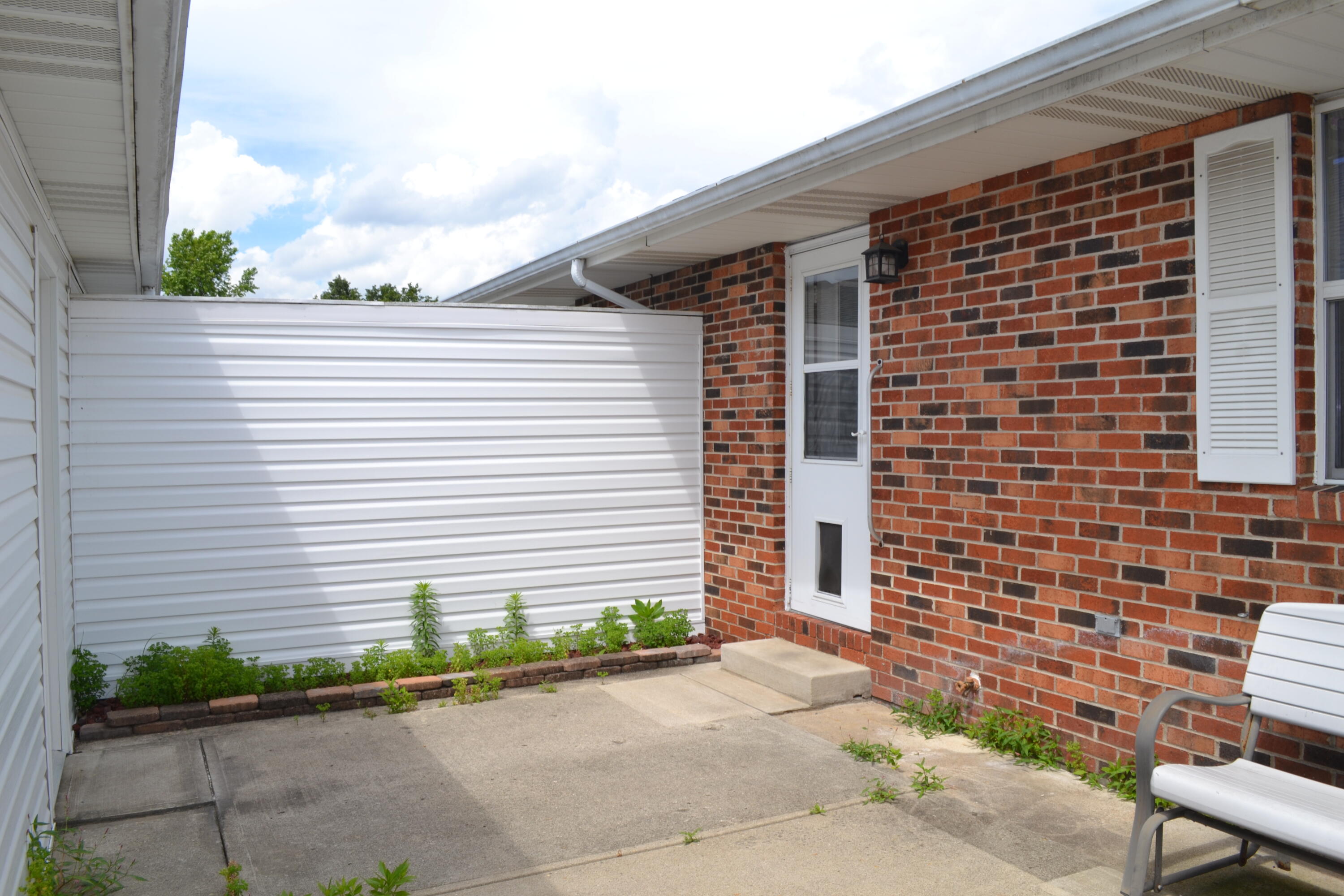 4430 Ridgewood, Springfield, Ohio 45503