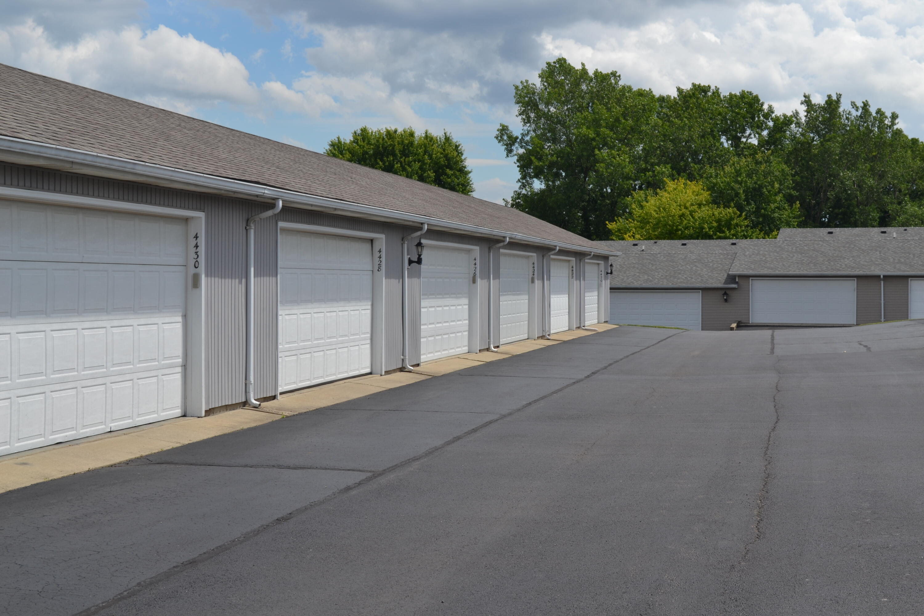 4430 Ridgewood, Springfield, Ohio 45503