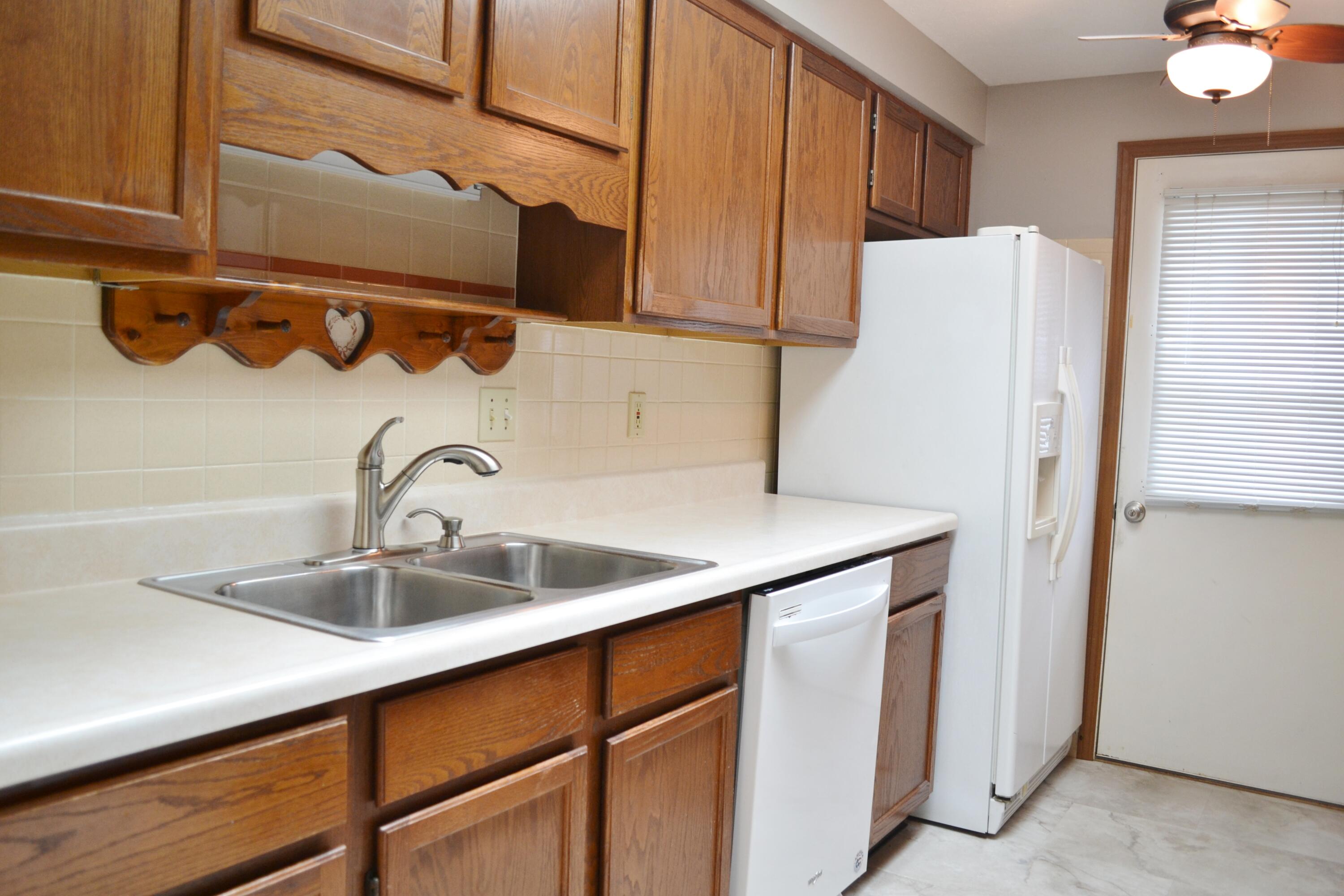 4430 Ridgewood, Springfield, Ohio 45503