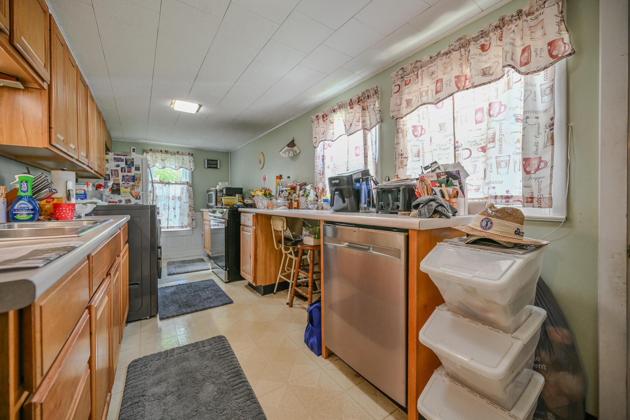 1302 Yellow Springs, Springfield, Ohio 45504