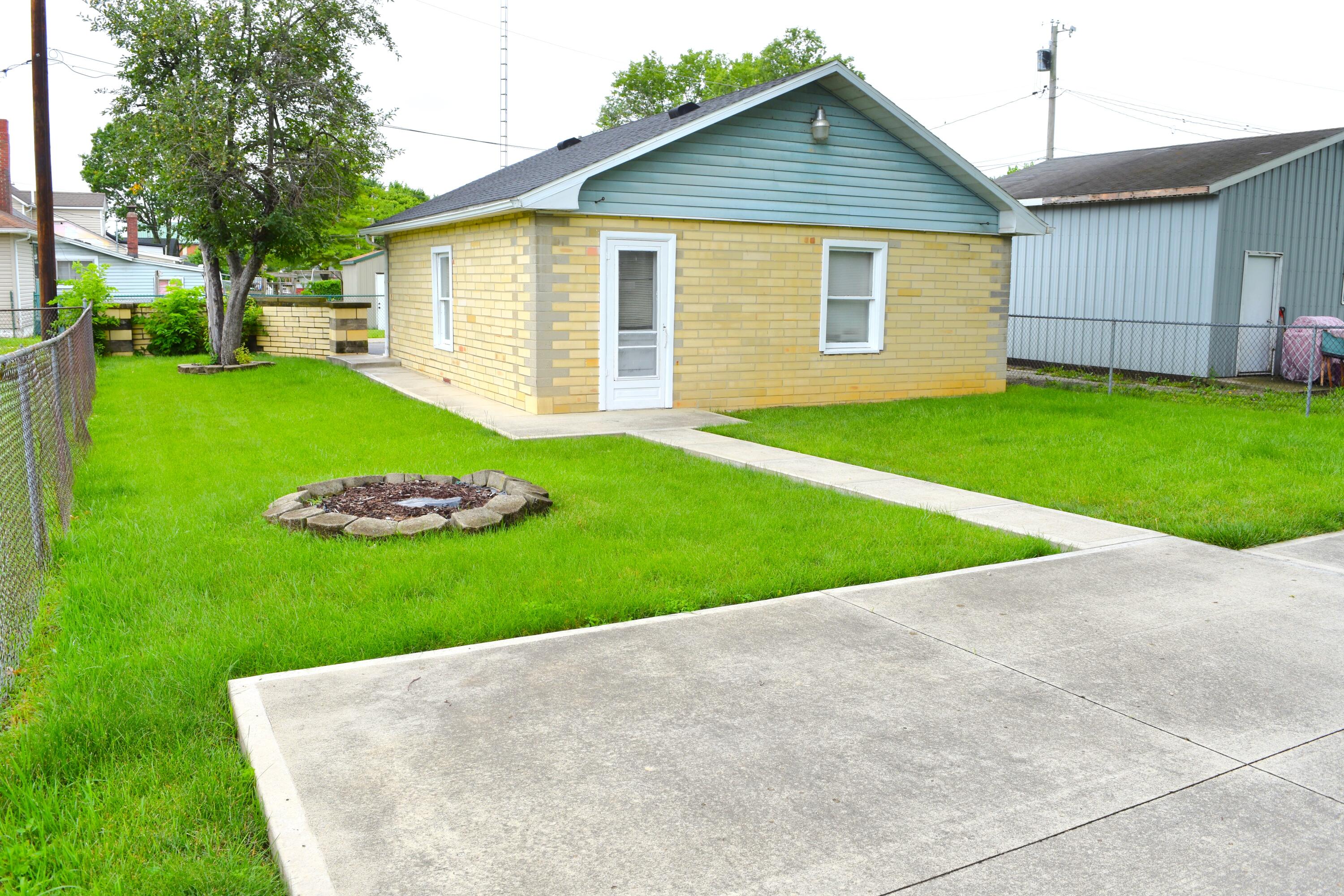 126 Staunton, Piqua, Ohio 45356