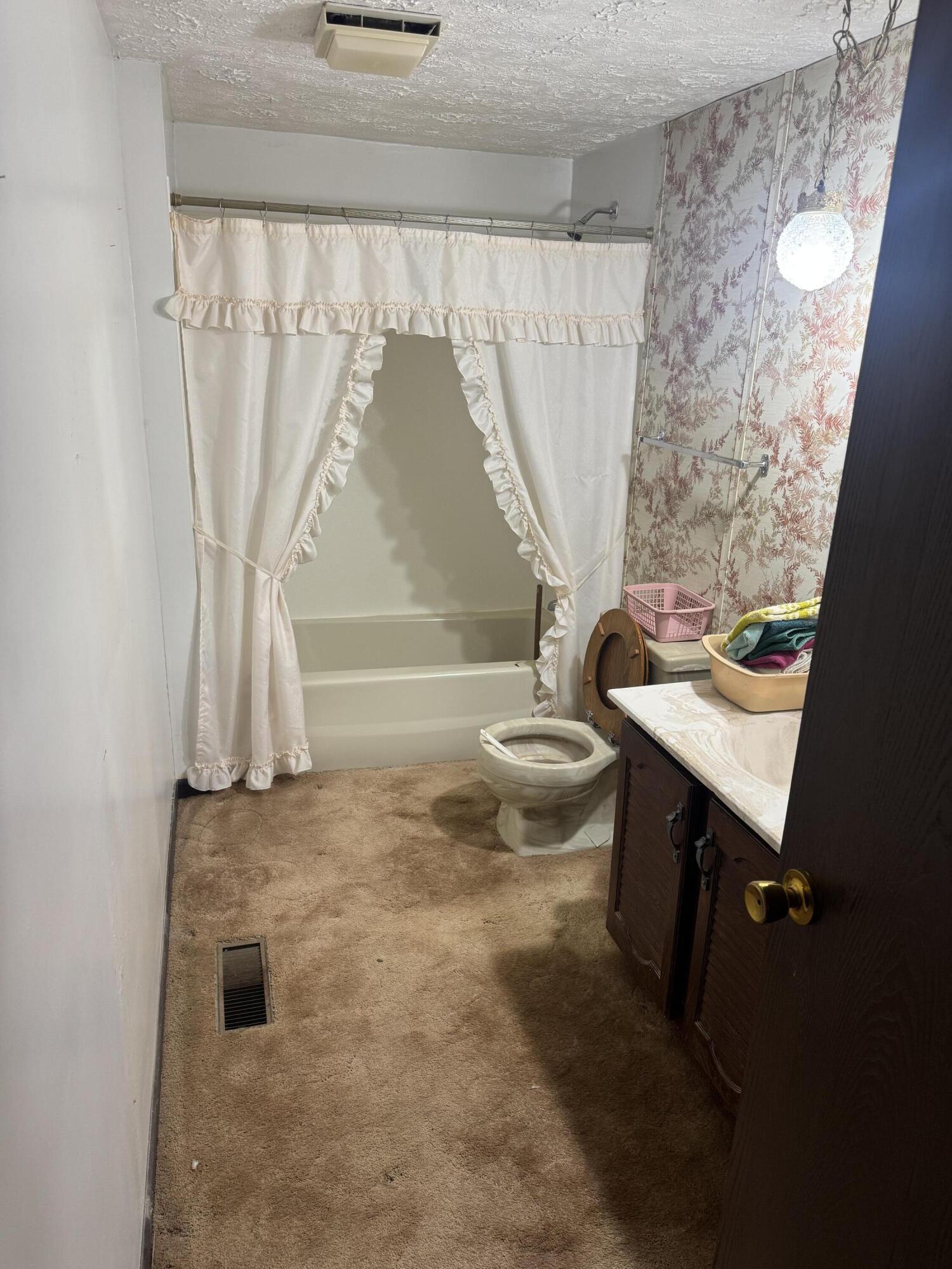 5009 Ford, De Graff, Ohio 43318
