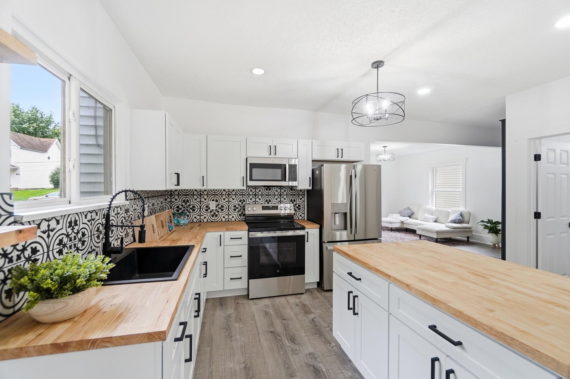 924 Gothic, Springfield, Ohio 45503
