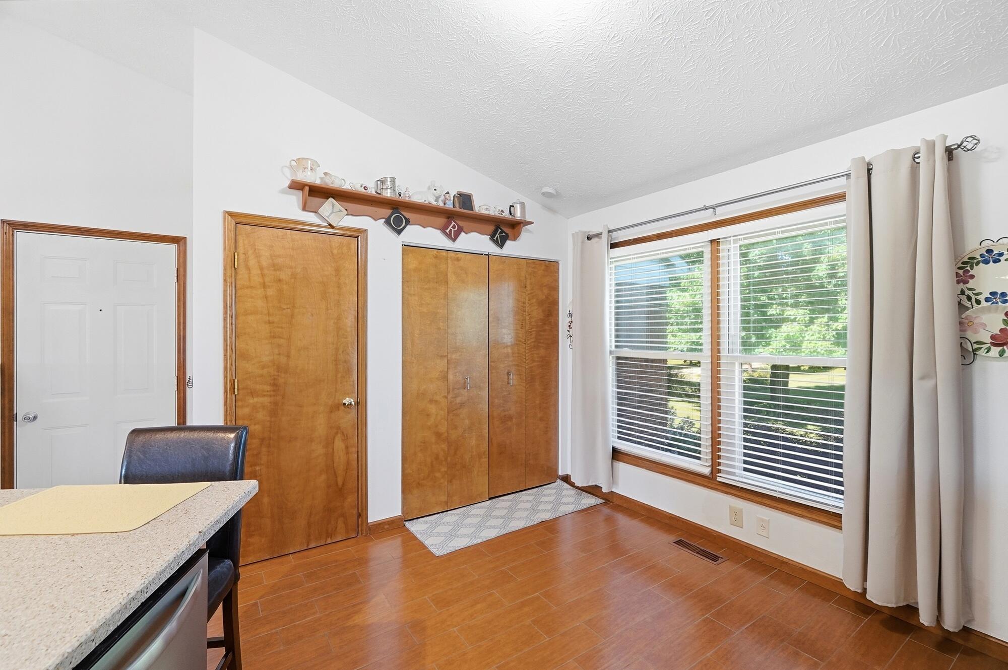 6780 Springfield Jamestown, Springfield, Ohio 45502