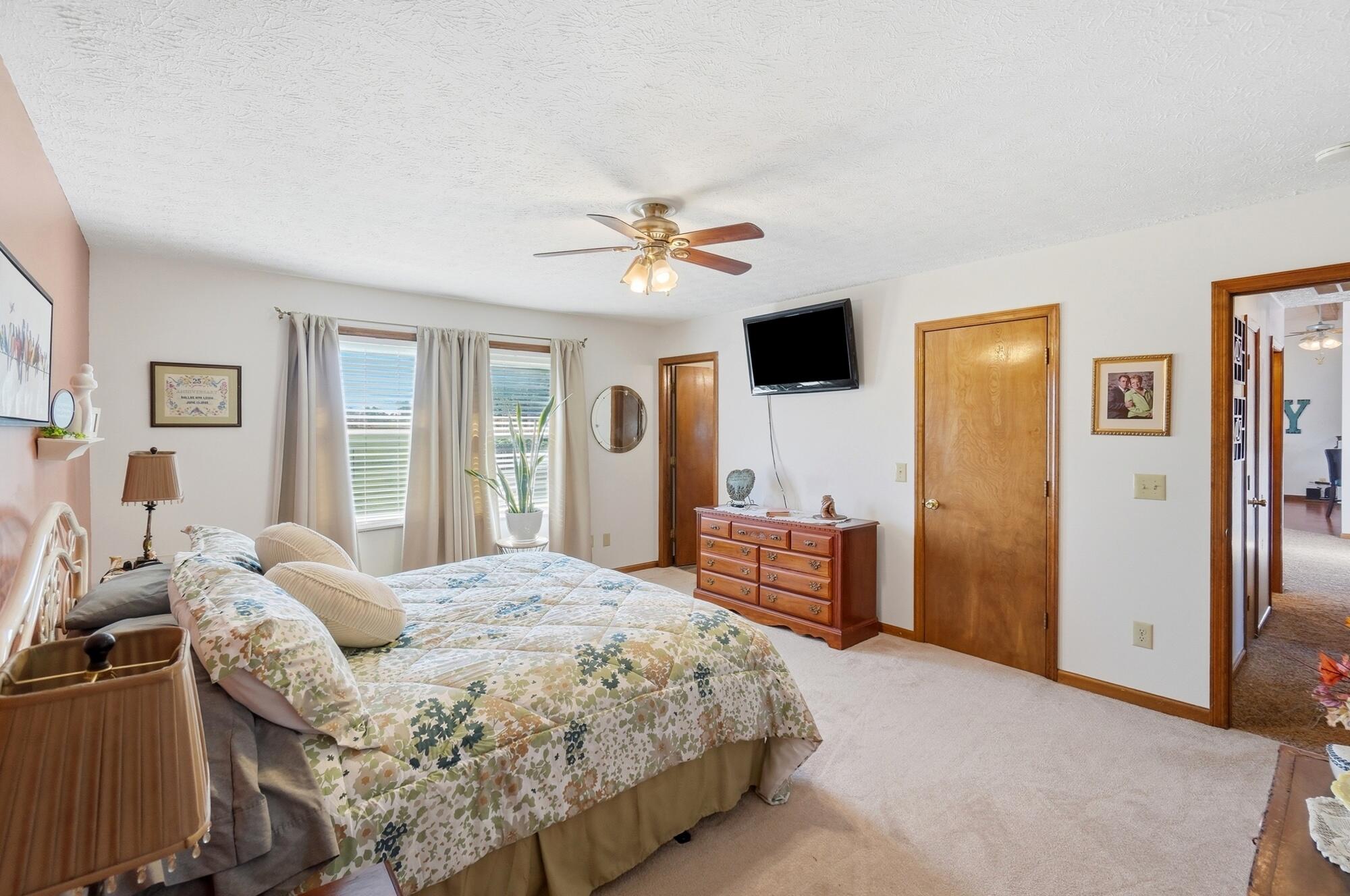 6780 Springfield Jamestown, Springfield, Ohio 45502