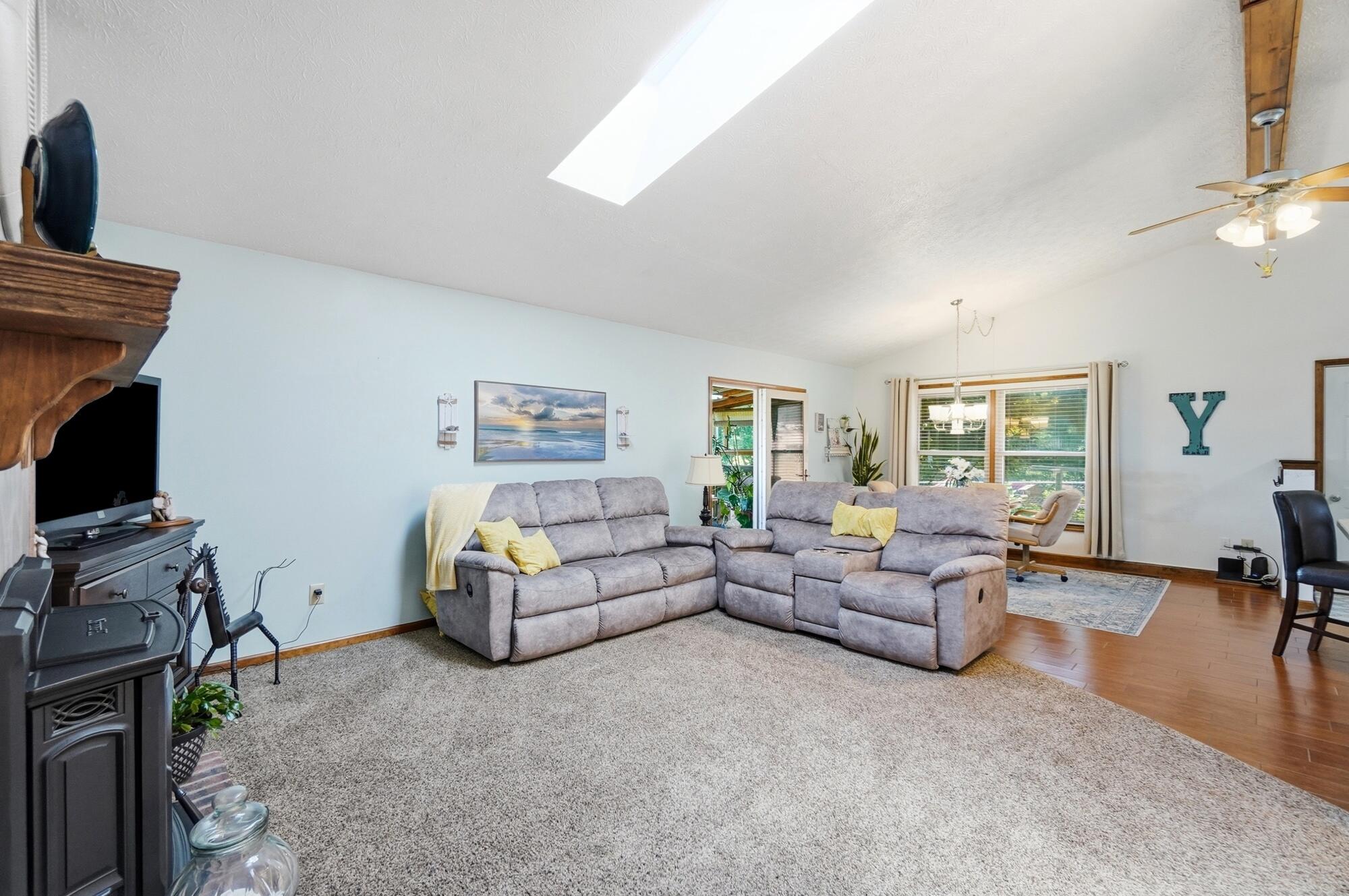 6780 Springfield Jamestown, Springfield, Ohio 45502