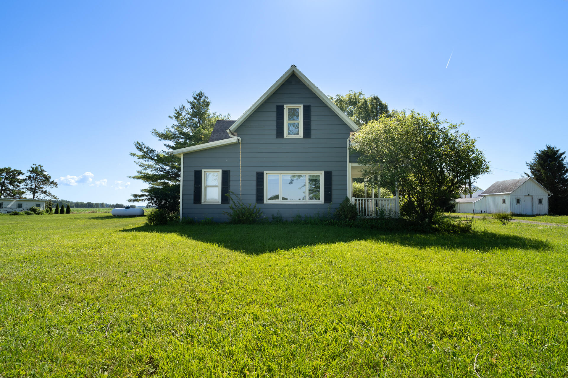 15118 Waynesfield, Waynesfield, Ohio 45896