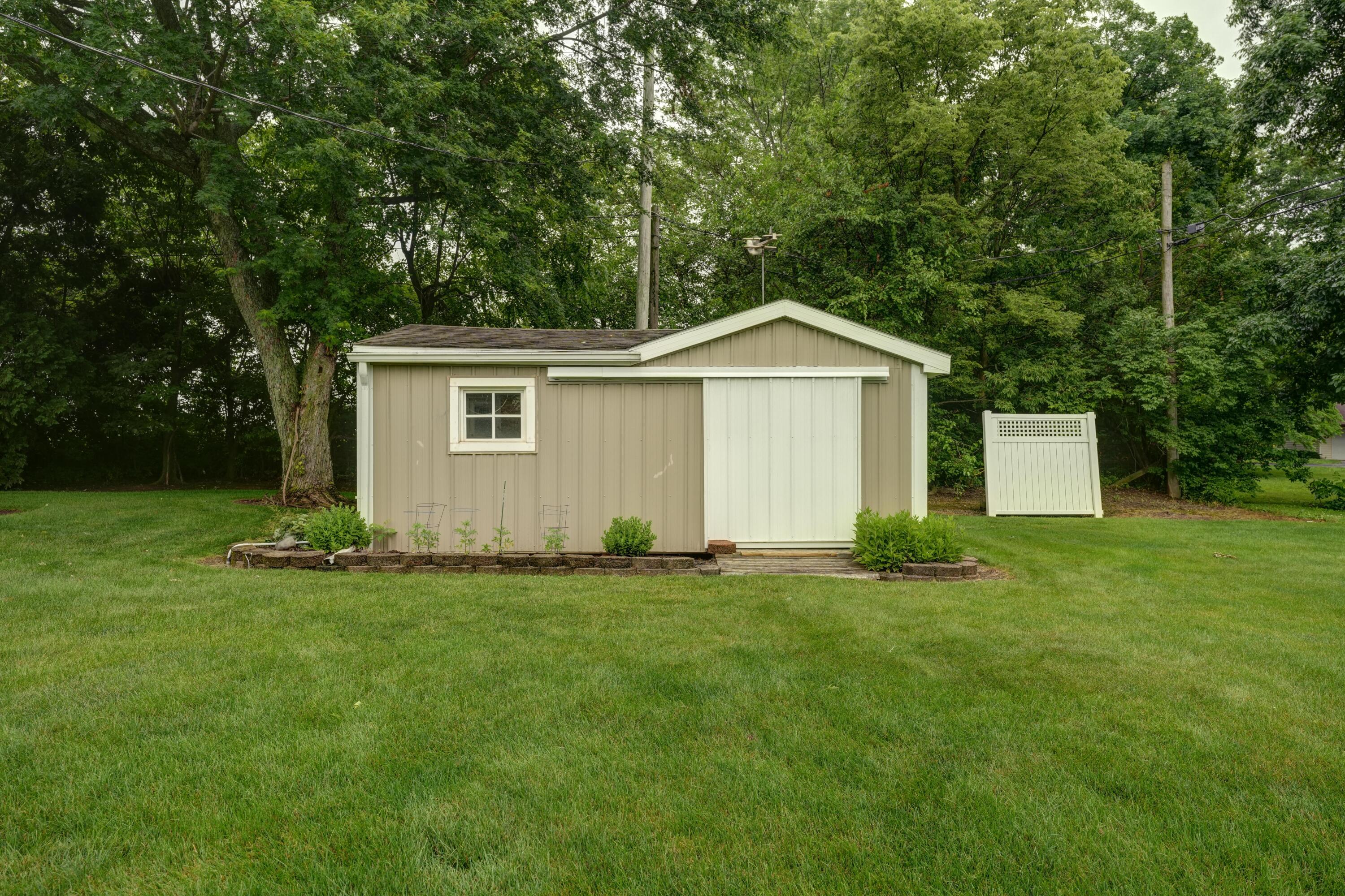 6555 Westfall, Greenville, Ohio 45331