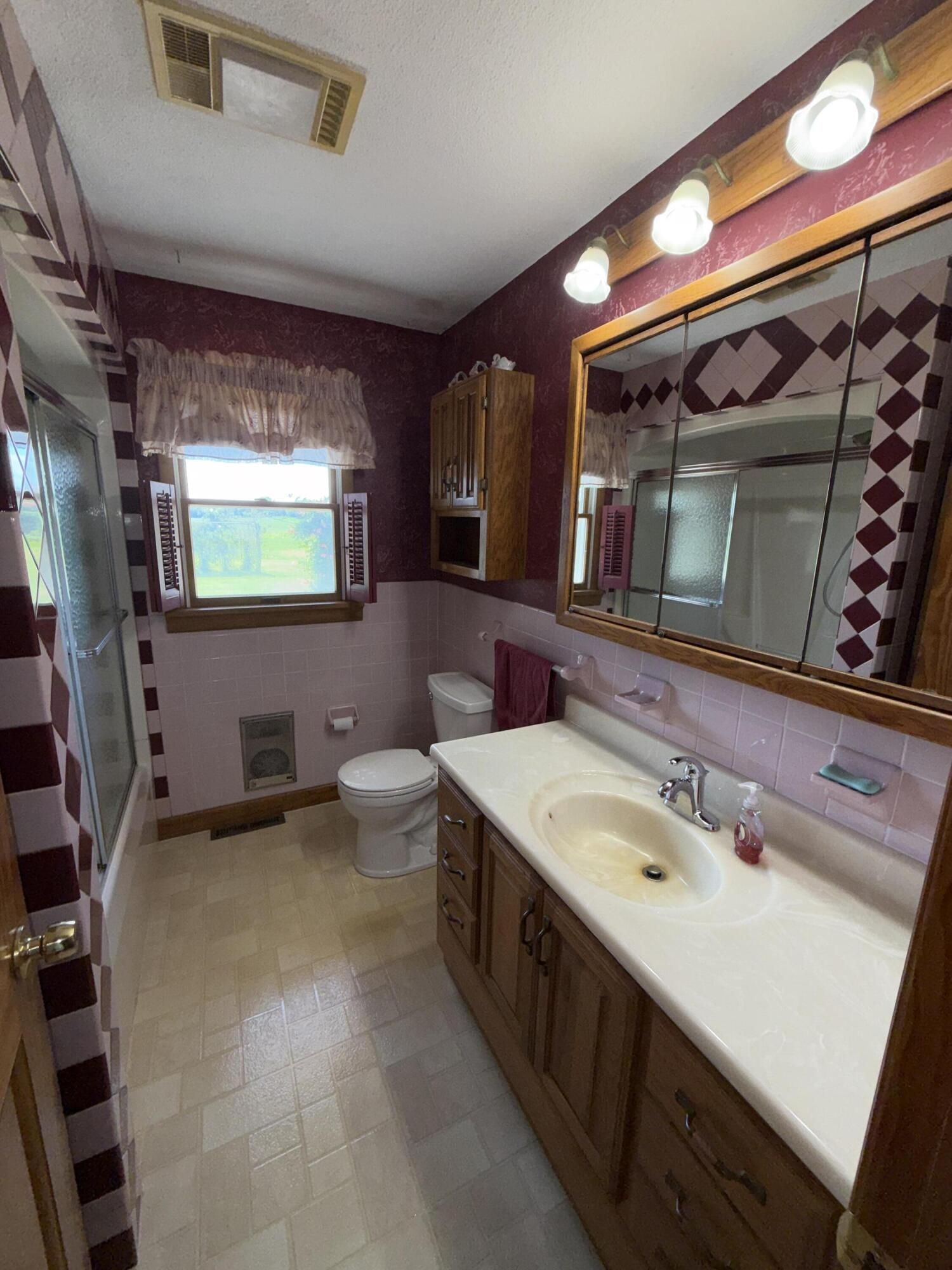 1741 Kuther, Sidney, Ohio 45365