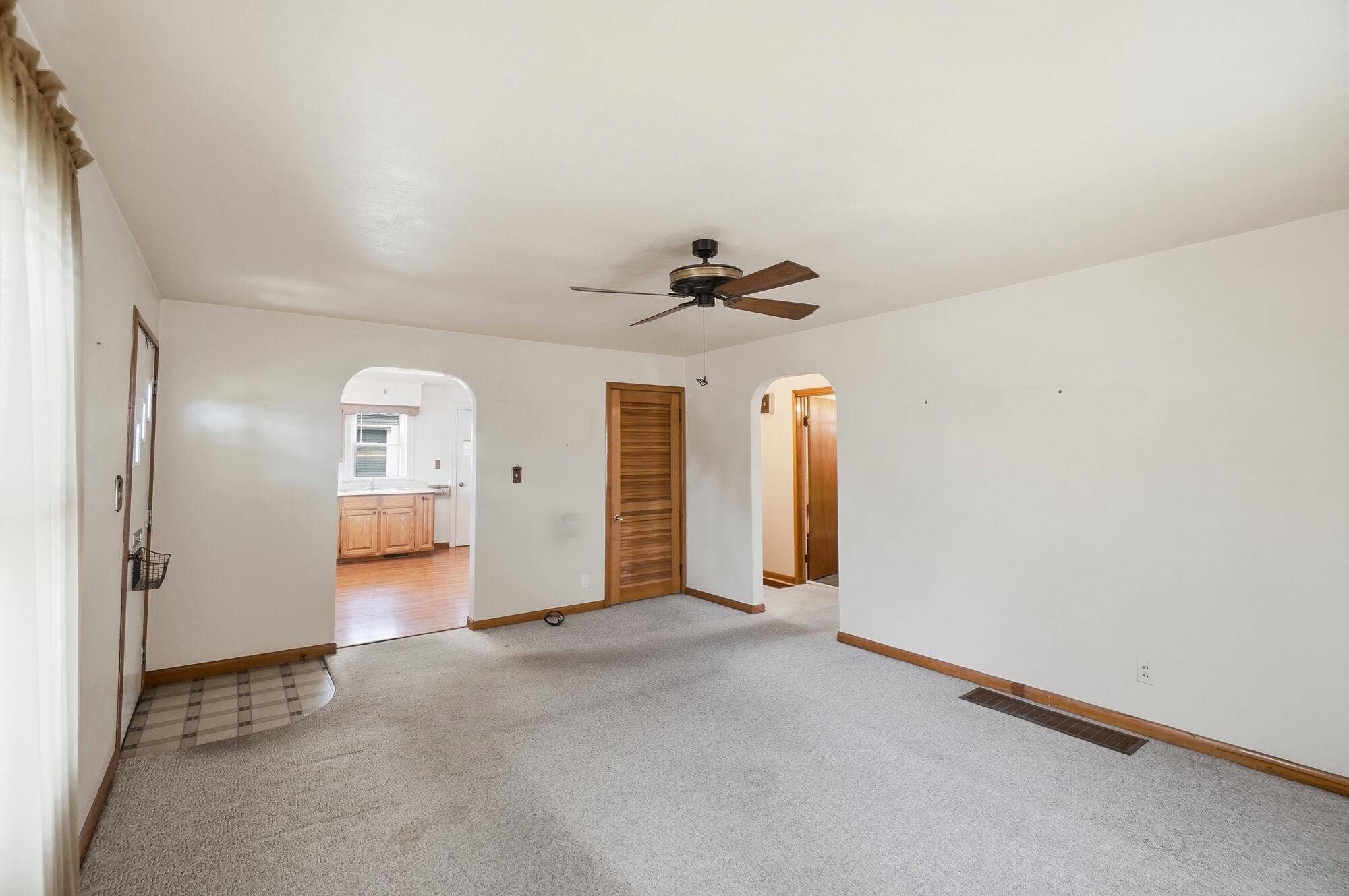 119 Floral, Troy, Ohio 45373