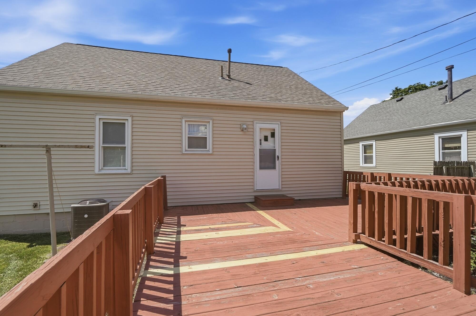 119 Floral, Troy, Ohio 45373