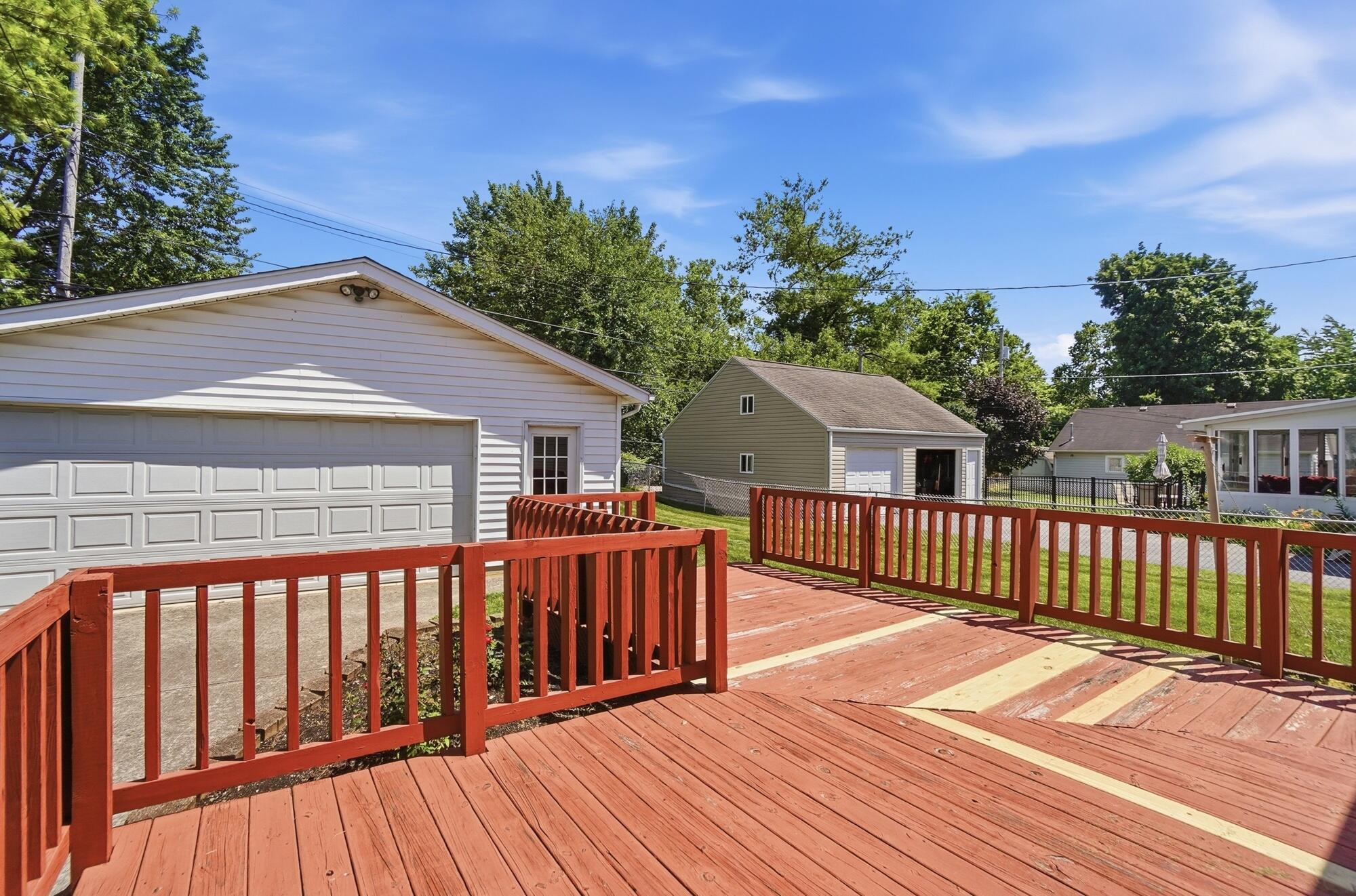 119 Floral, Troy, Ohio 45373