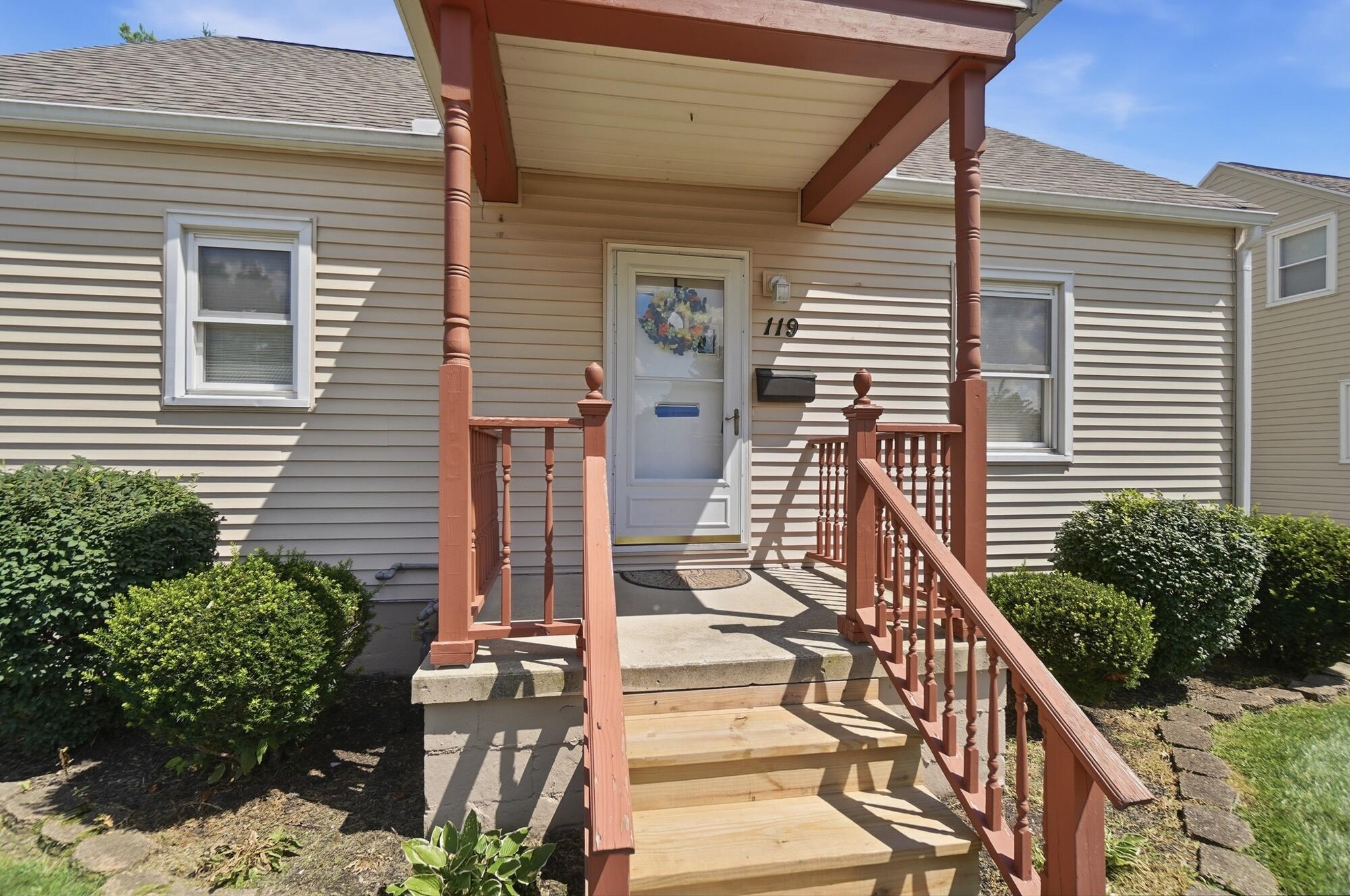 119 Floral, Troy, Ohio 45373