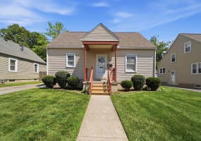 119 Floral, Troy, Ohio 45373, 3 Bedrooms Bedrooms, ,1 BathroomBathrooms,Residential,For Sale,Floral,1046599