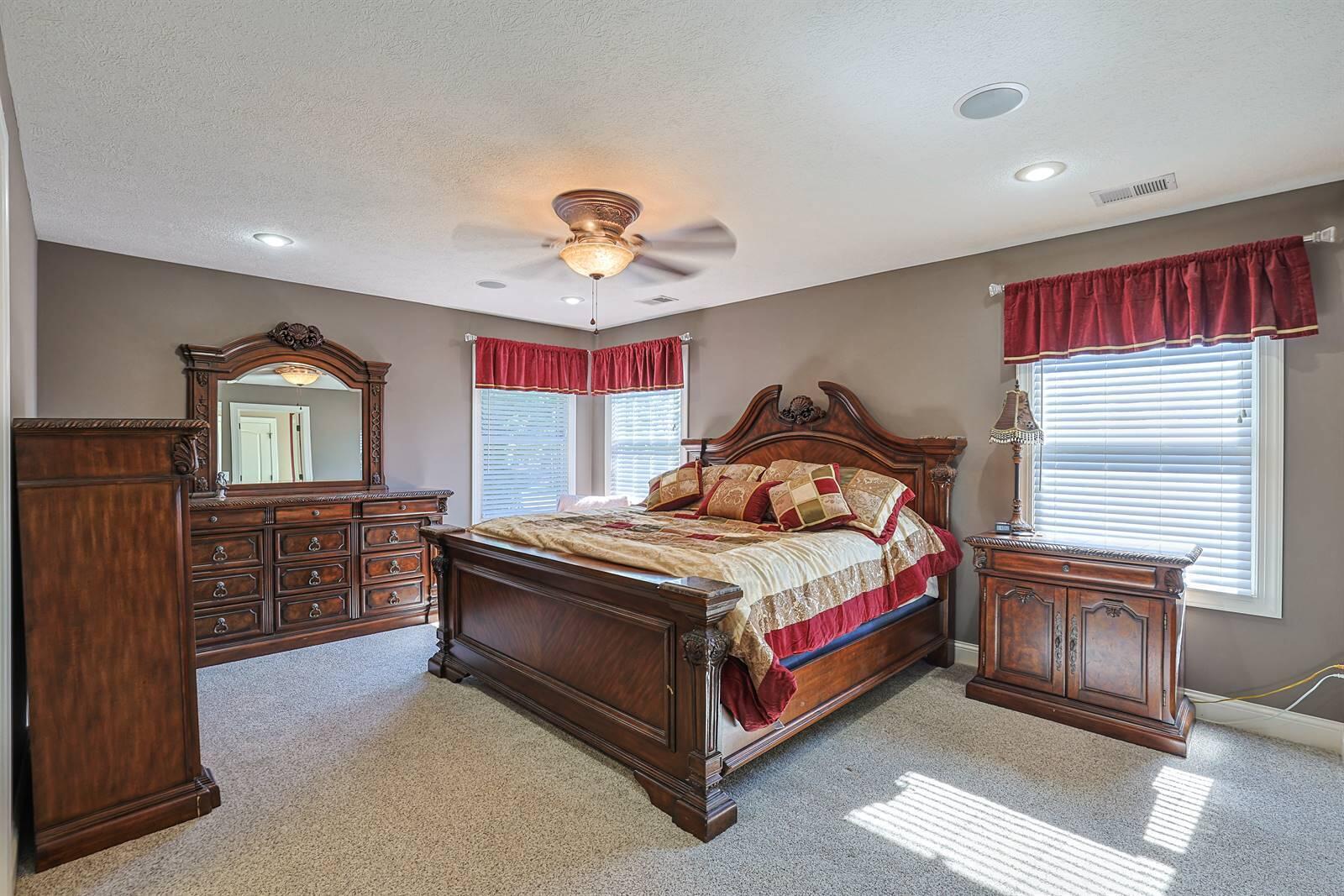 994 Brookmere, Tipp City, Ohio 45371
