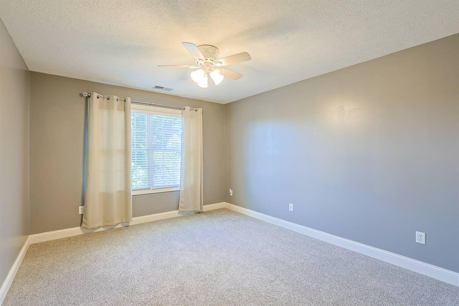 994 Brookmere, Tipp City, Ohio 45371