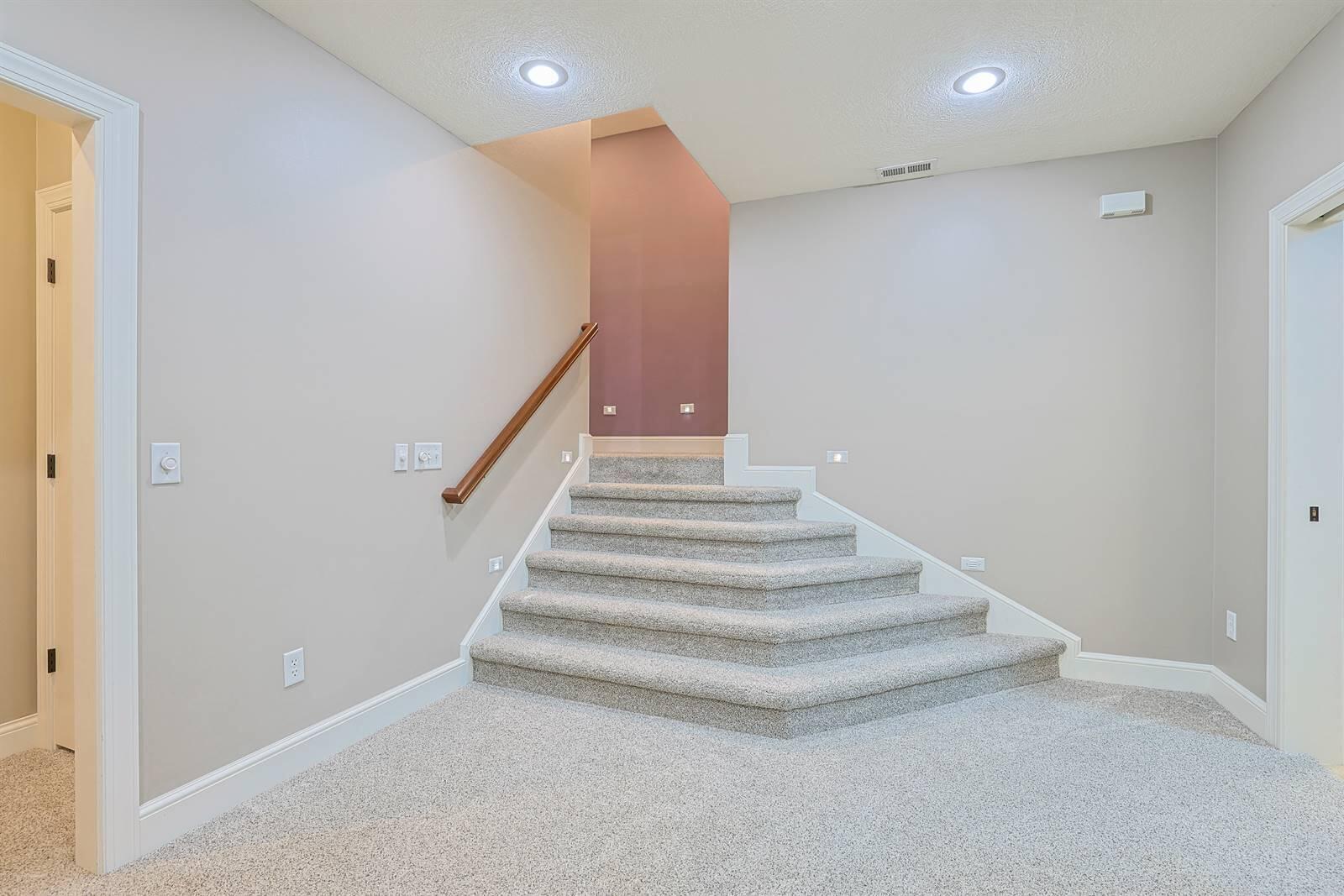 994 Brookmere, Tipp City, Ohio 45371