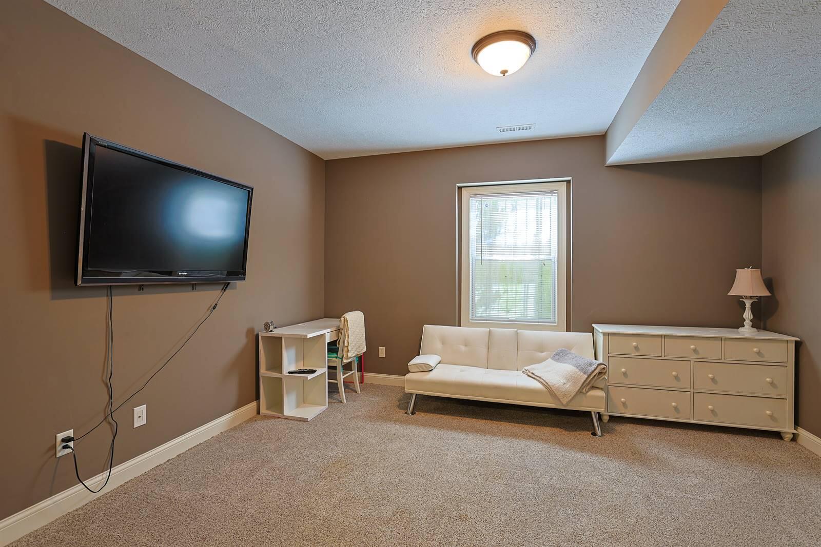 994 Brookmere, Tipp City, Ohio 45371