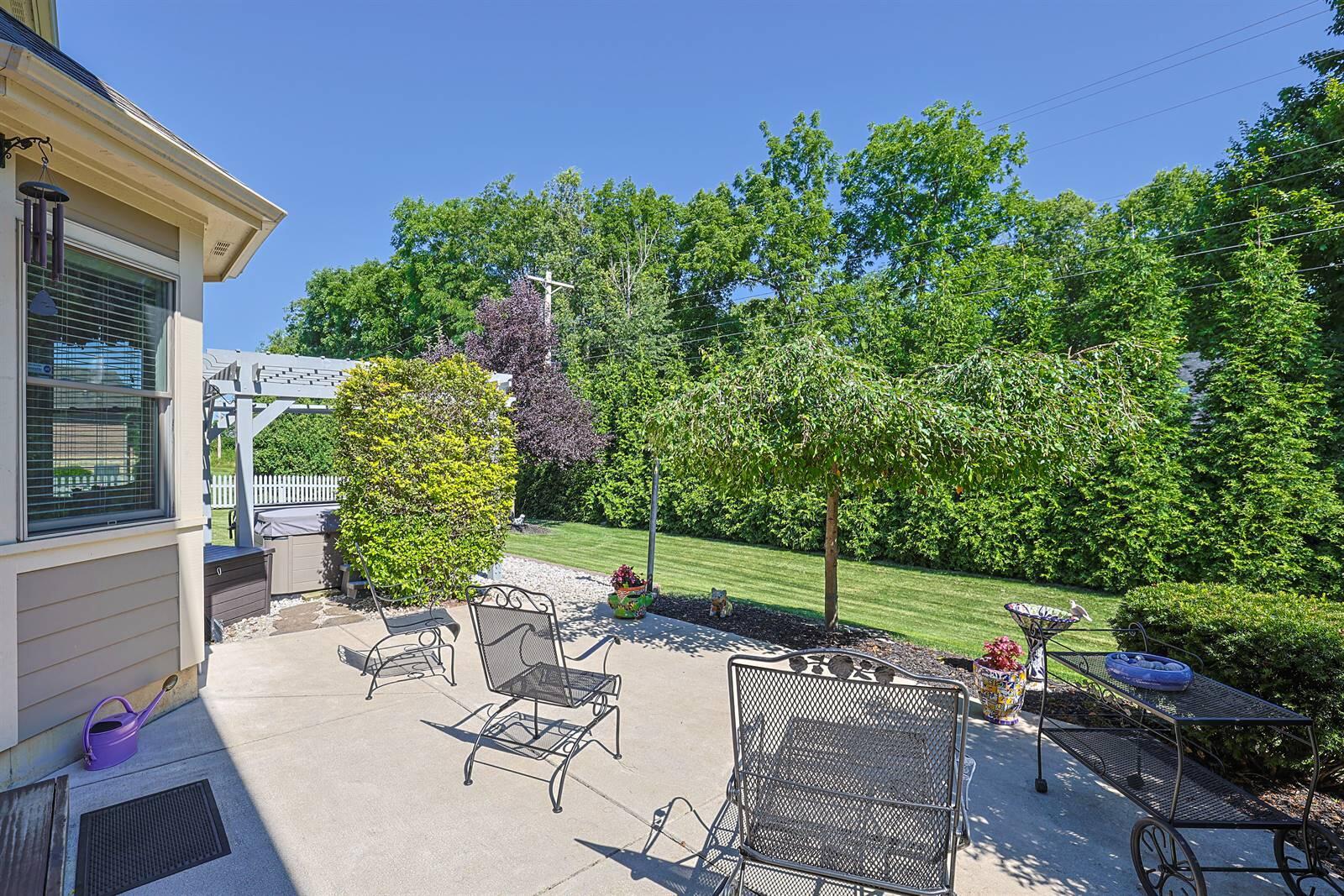 994 Brookmere, Tipp City, Ohio 45371
