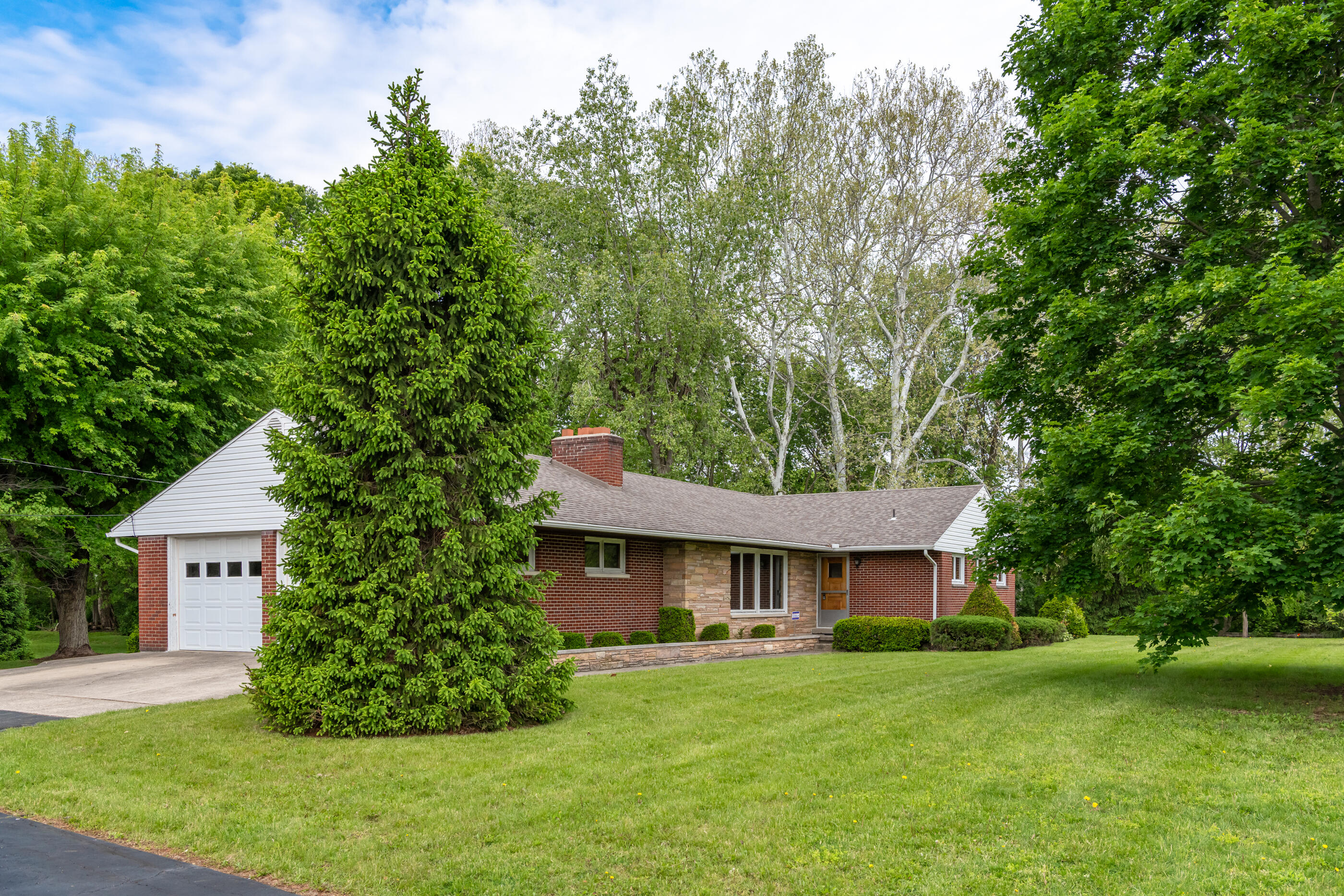 2600 Piqua-Troy, Troy, Ohio 45373
