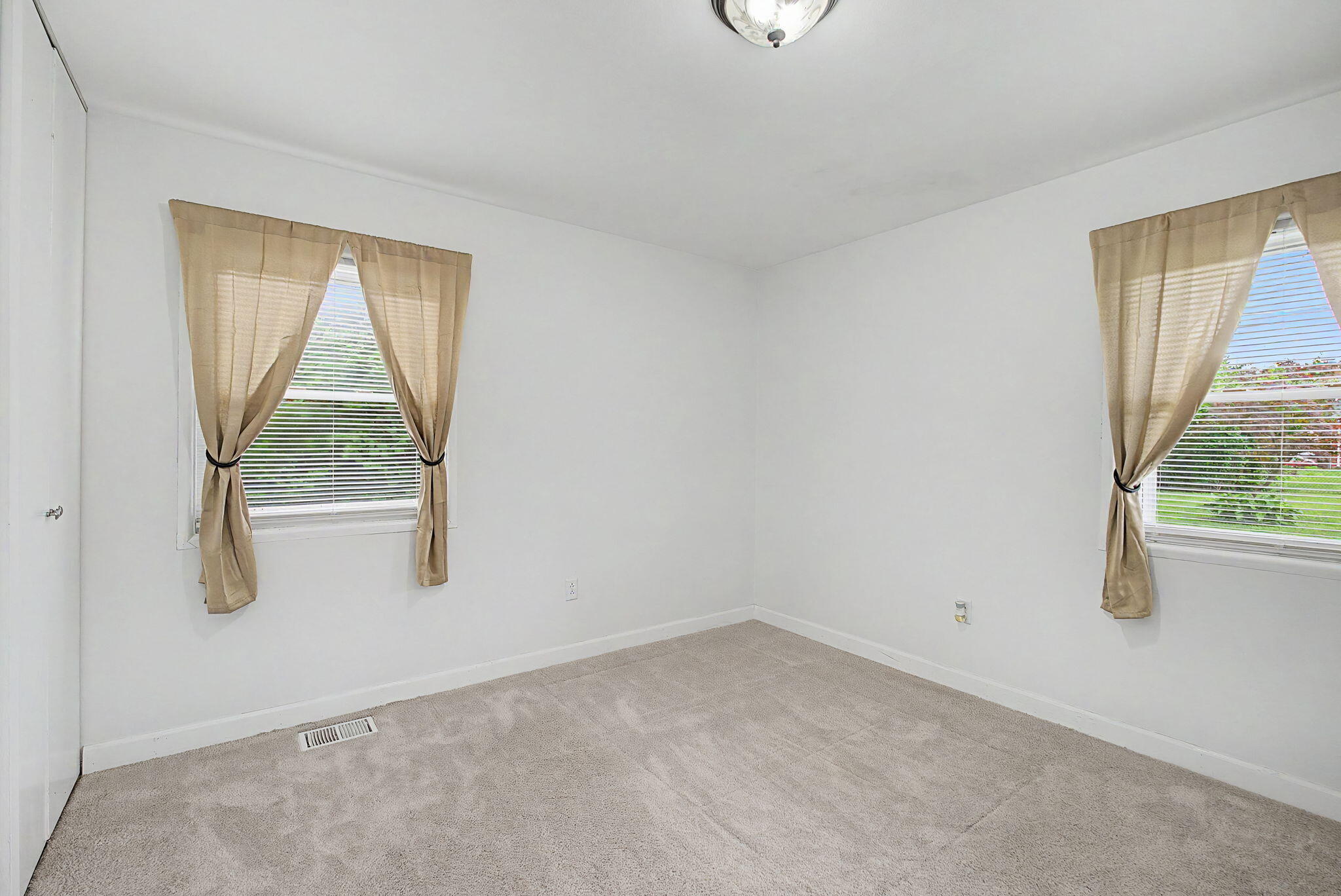 306 Funston, New Carlisle, Ohio 45344