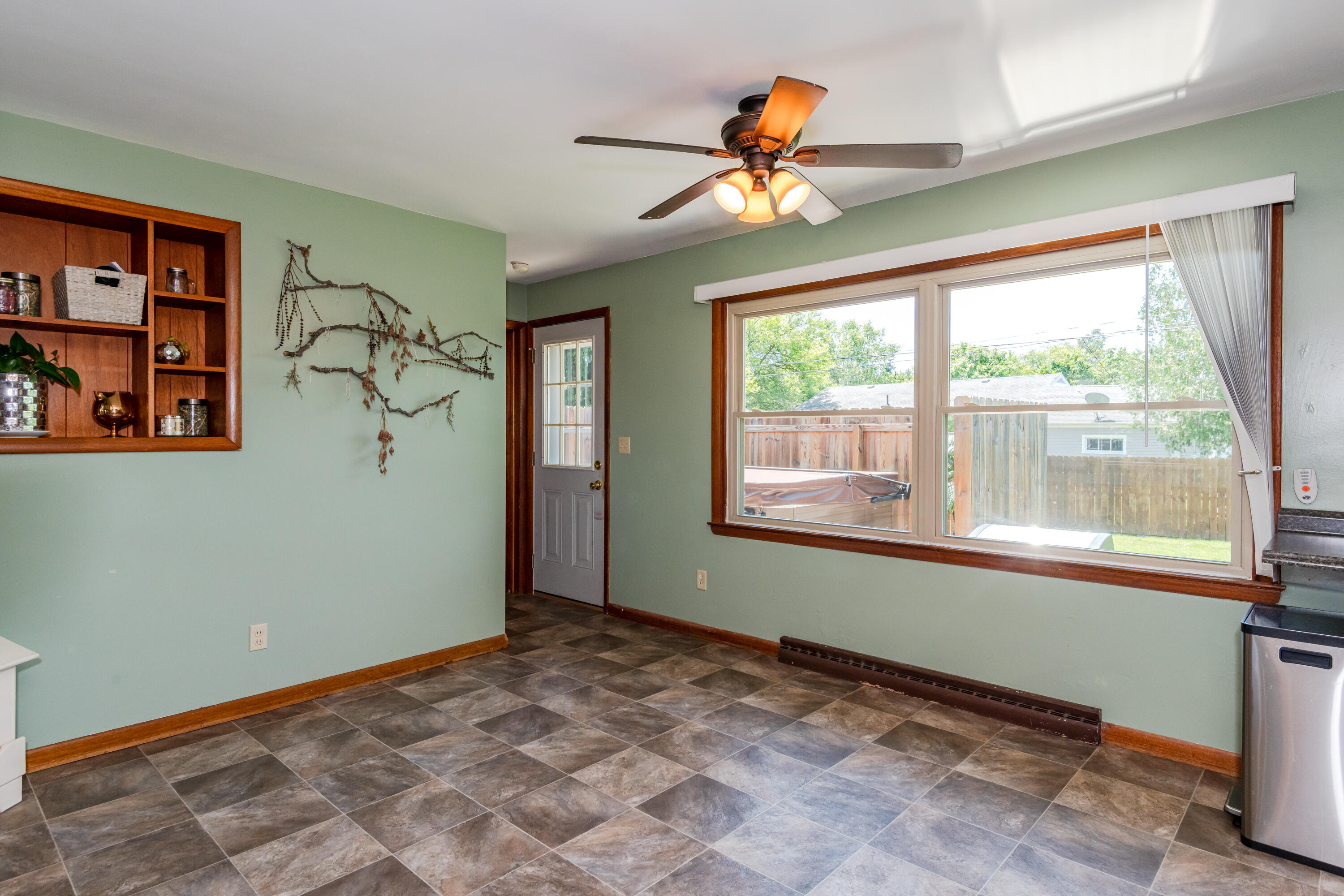 1566 Grimes, Urbana, Ohio 43078