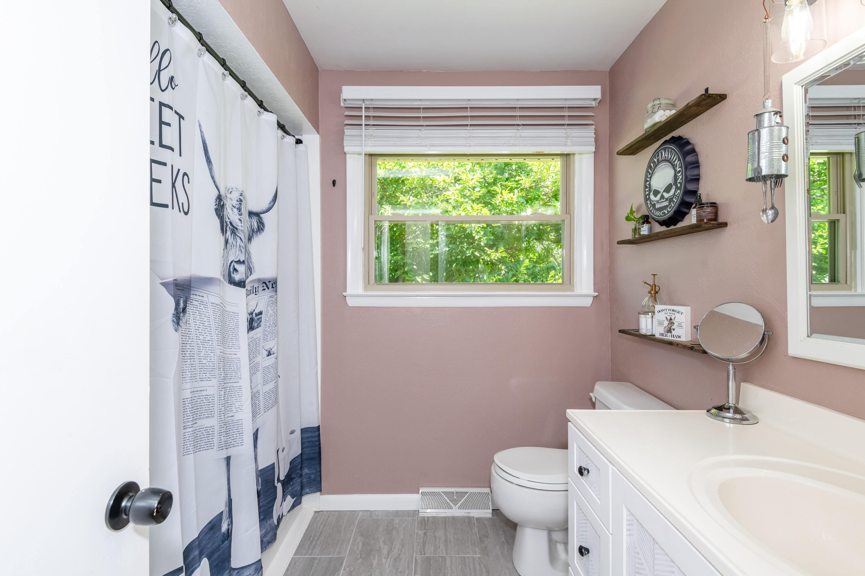 1566 Grimes, Urbana, Ohio 43078