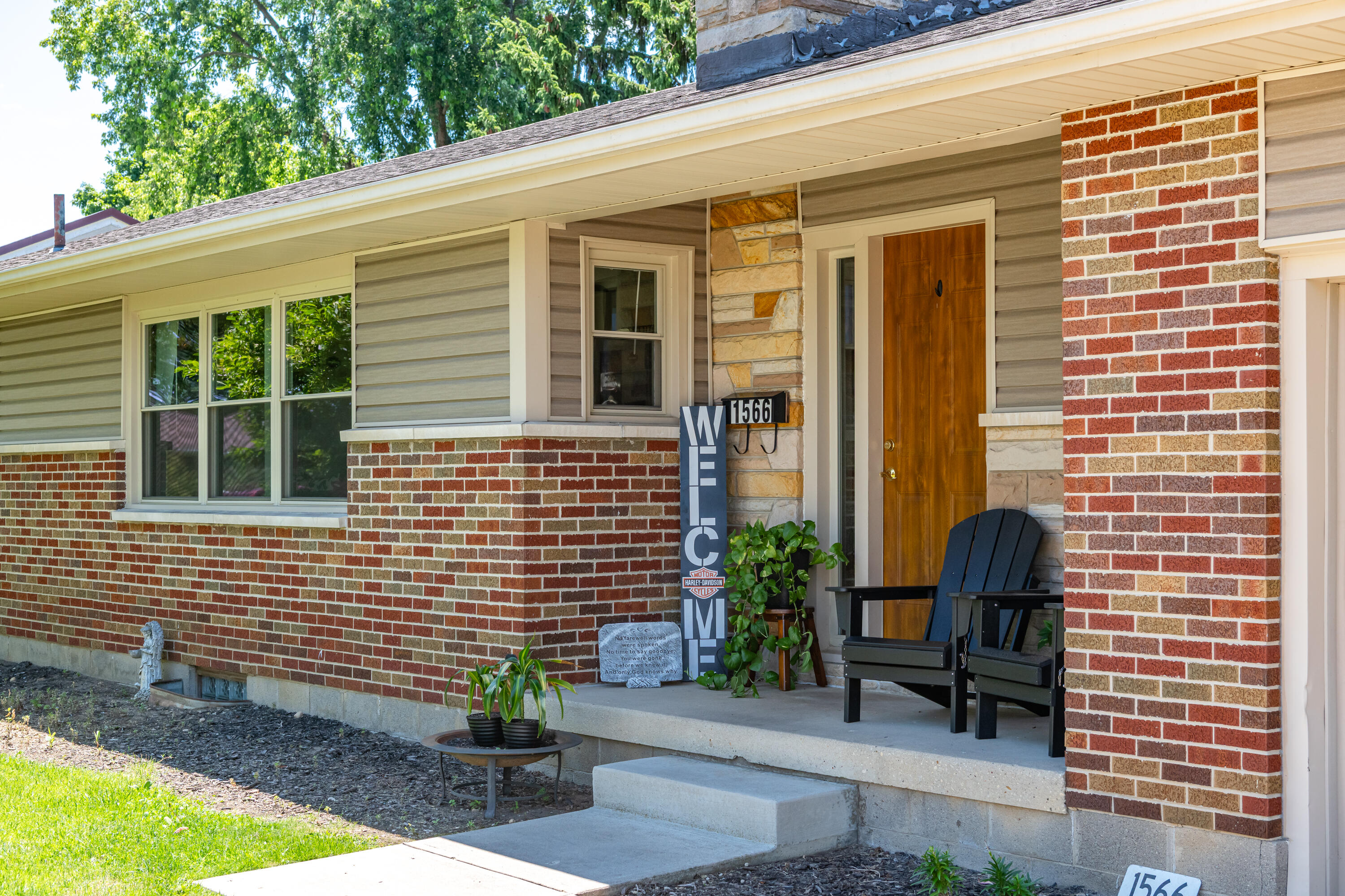 1566 Grimes, Urbana, Ohio 43078