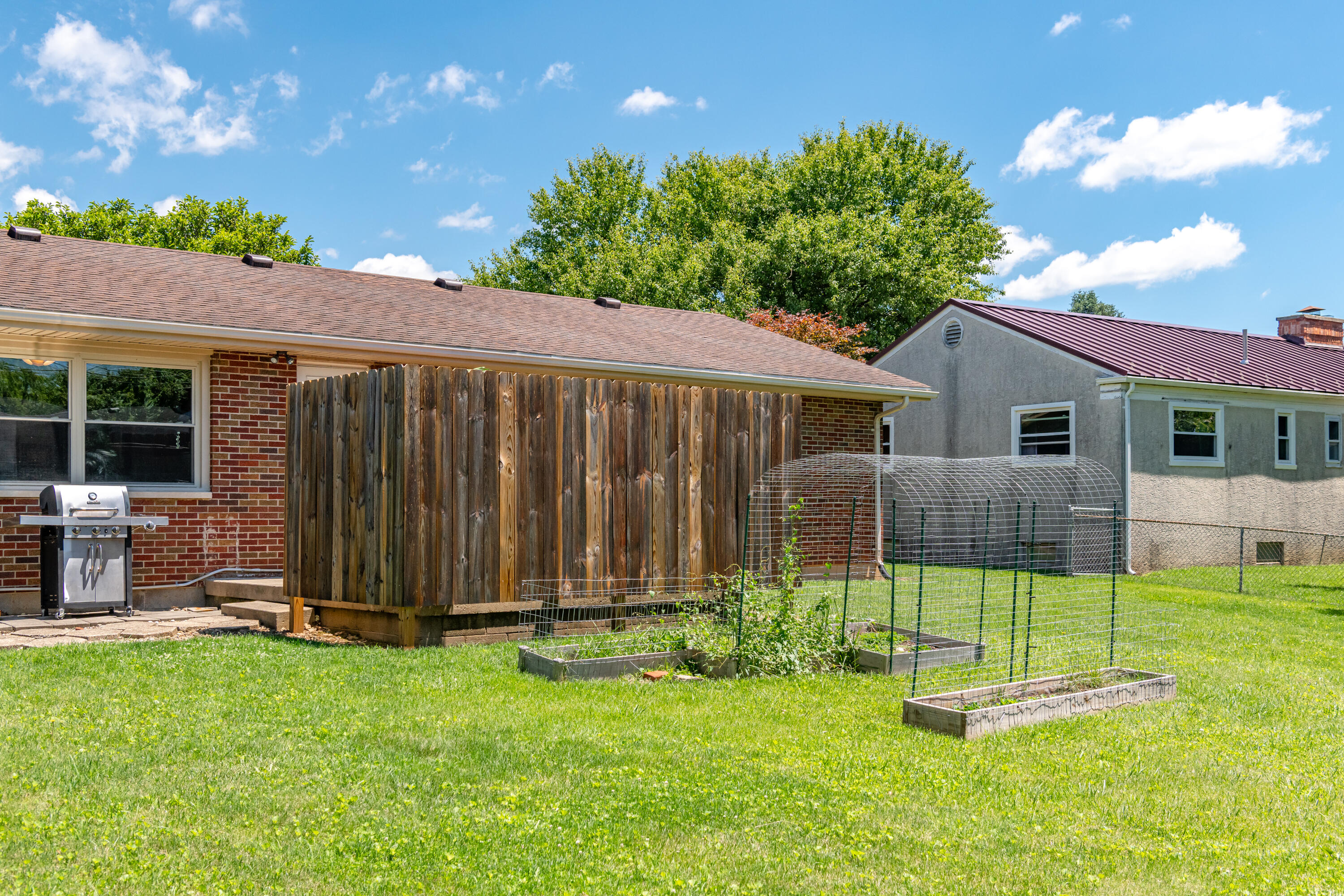 1566 Grimes, Urbana, Ohio 43078