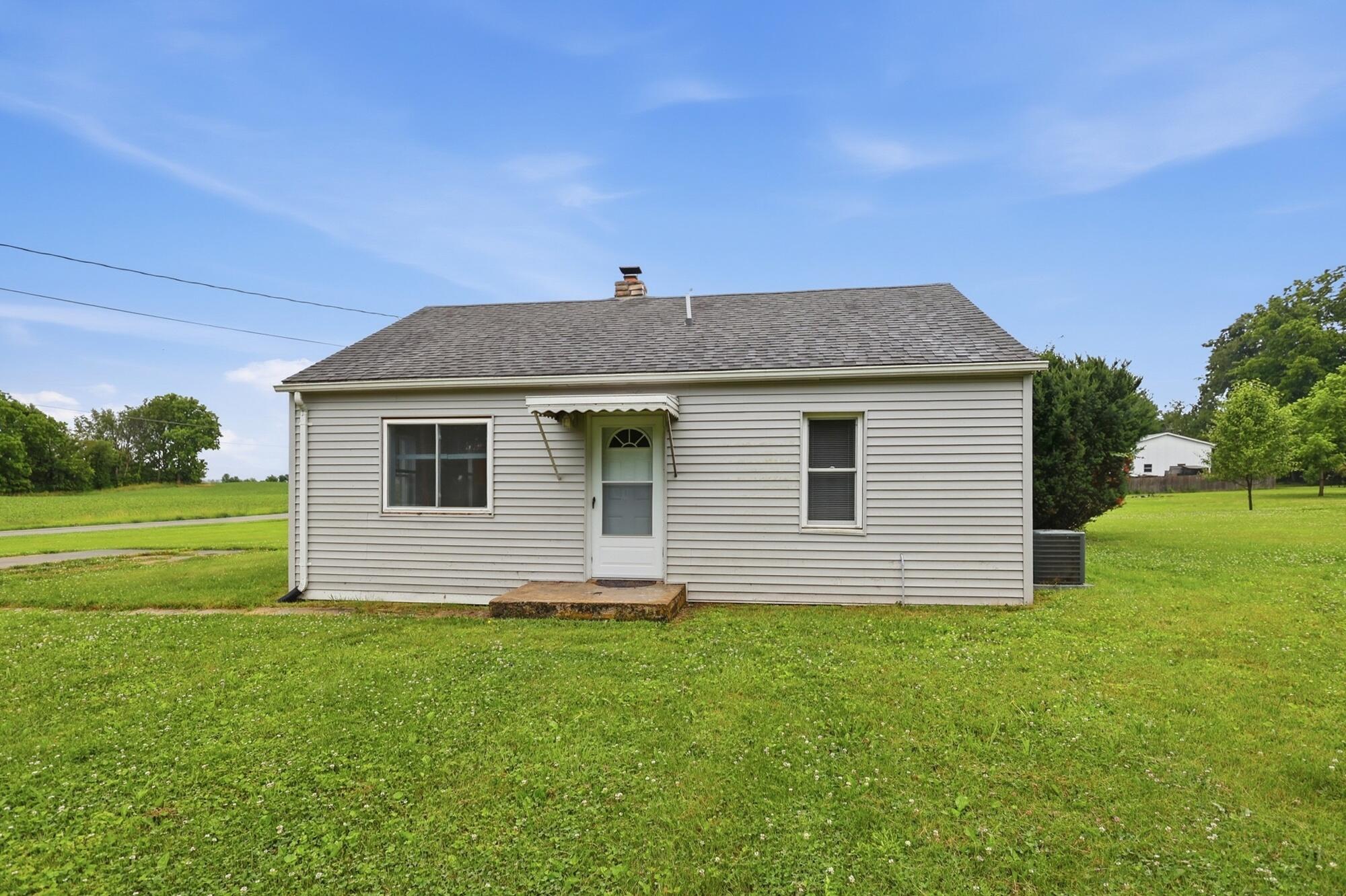 3351 Pitchin, Springfield, Ohio 45502
