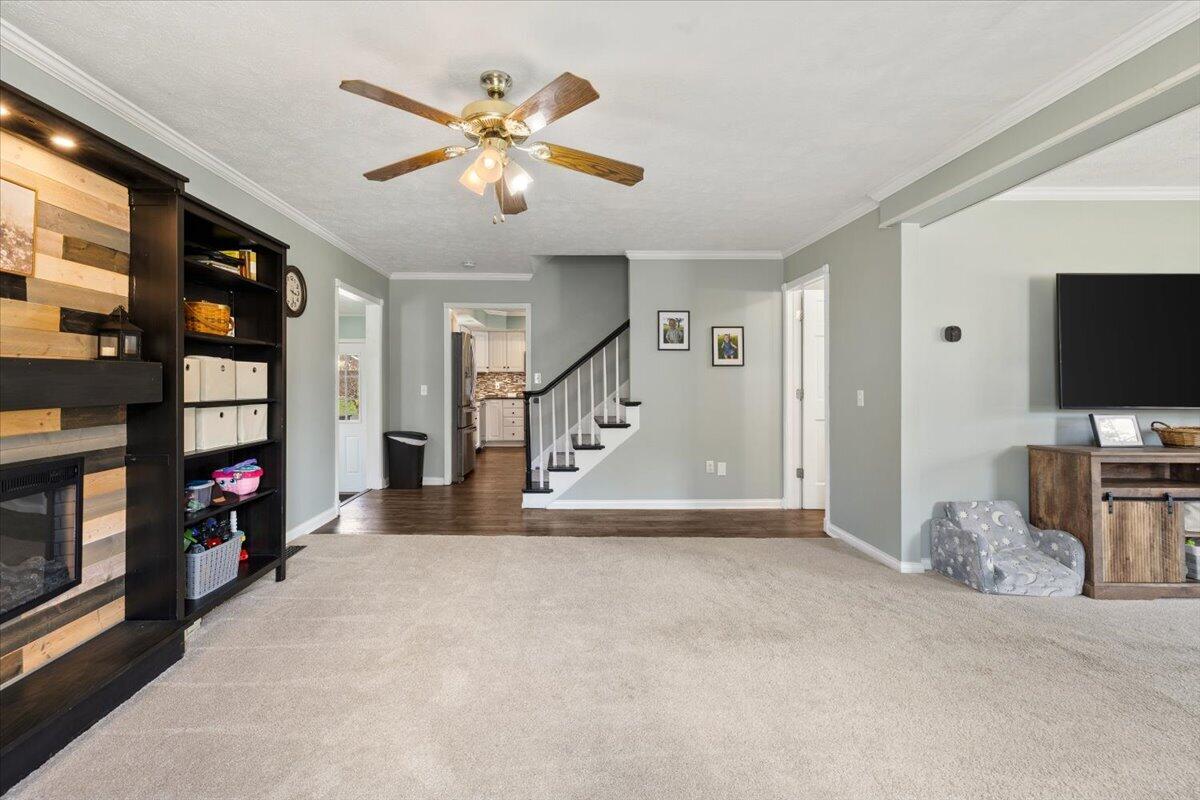 Debra, Botkins, Ohio 45306