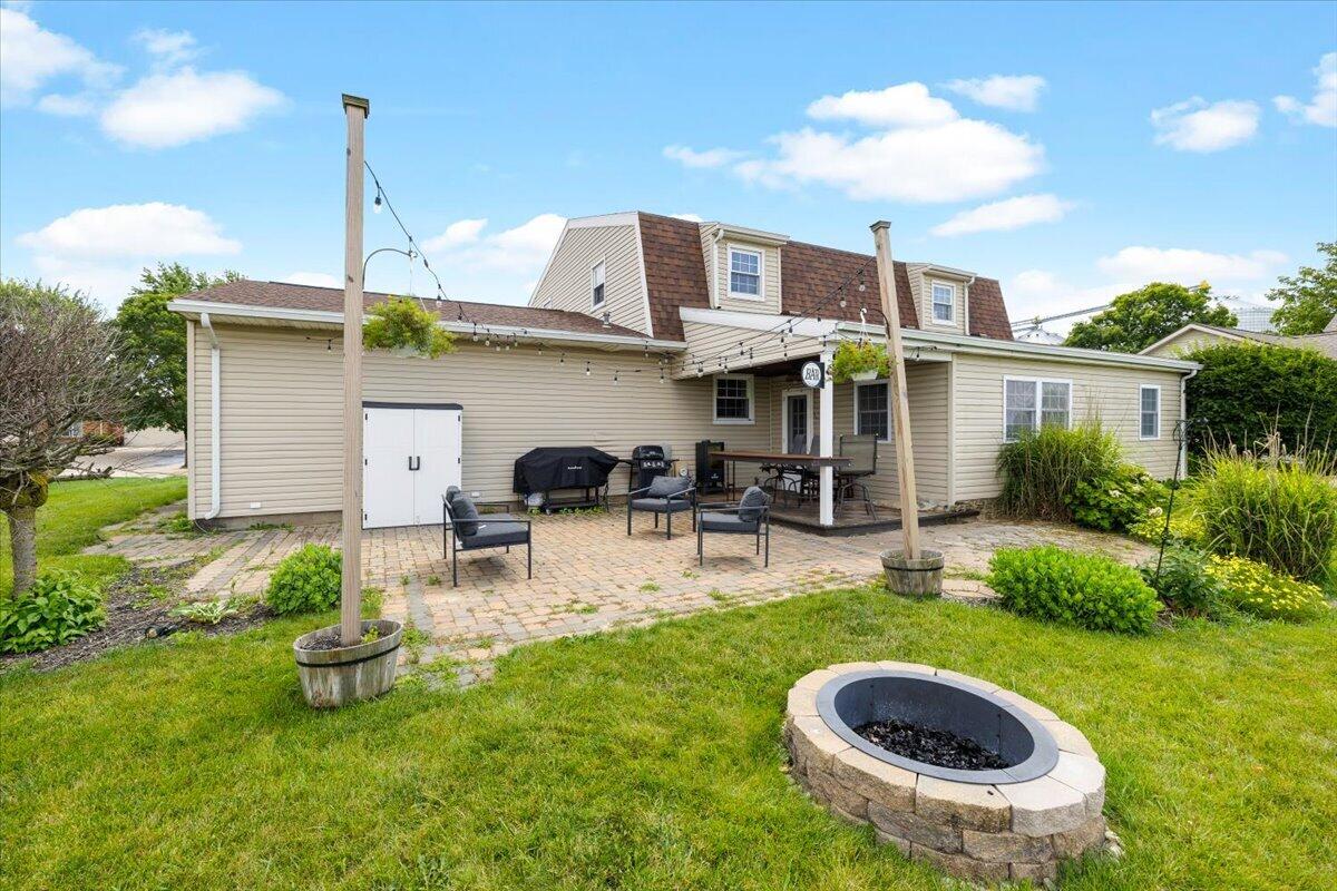 Debra, Botkins, Ohio 45306